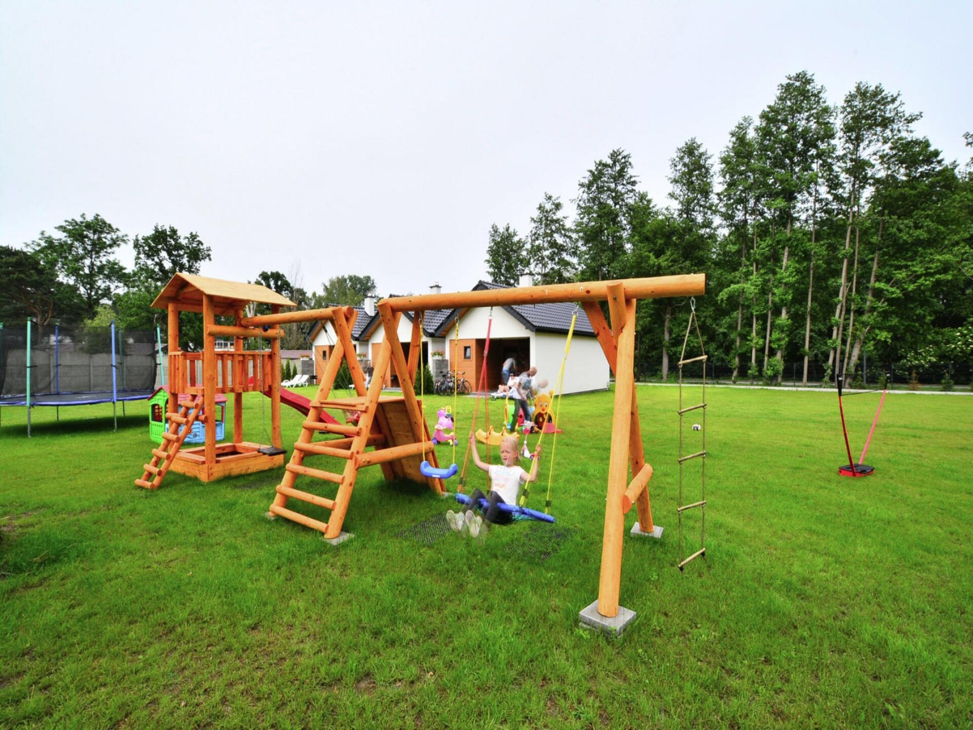 Comfortabel vakantiehuis voor 6 op kindvriendelijk park bij zee in Jarosławiec - foto 26