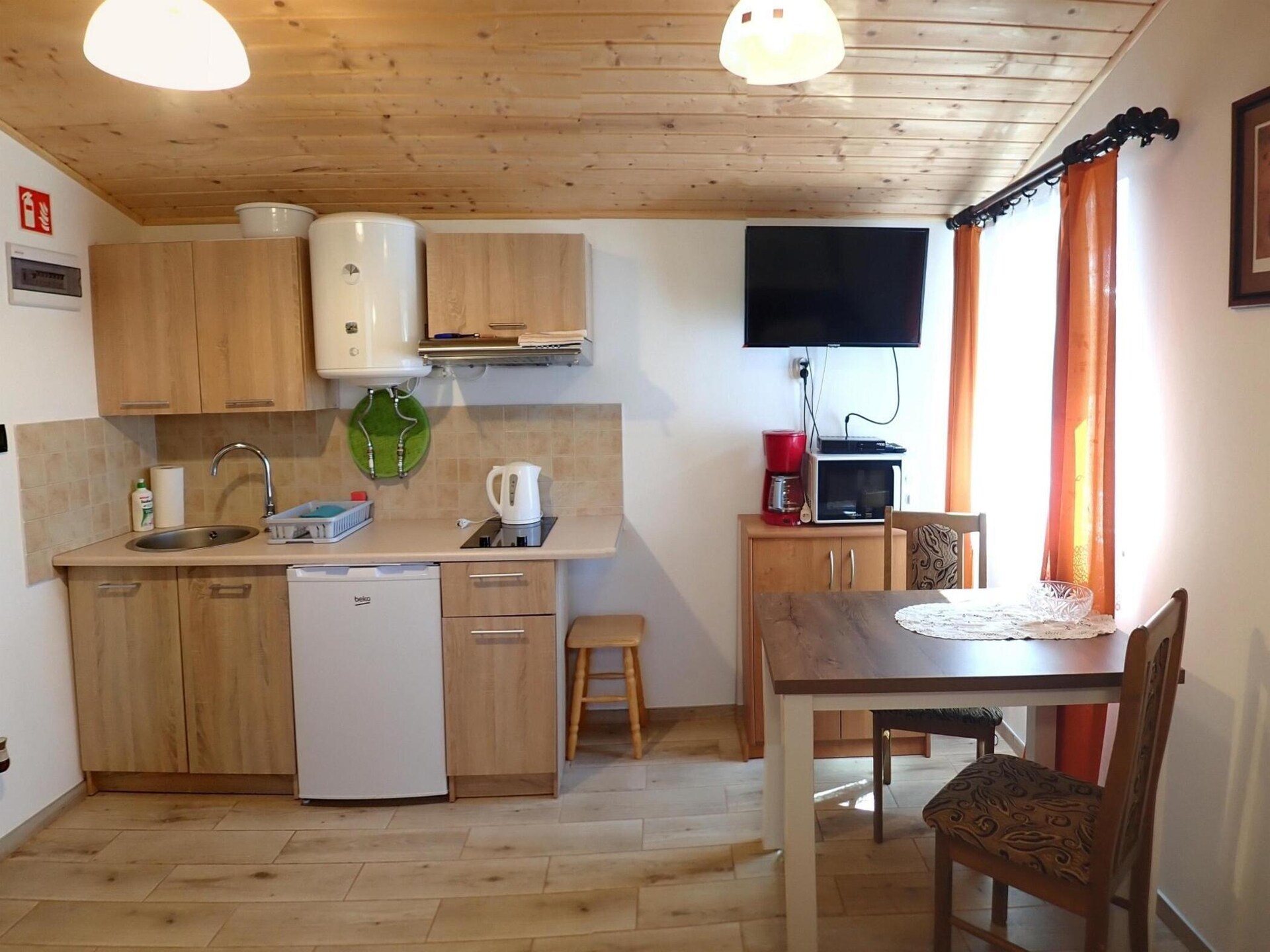 Knus vakantiehuis aan het meer in Kolczewo, vlakbij de Oostzee - foto 3