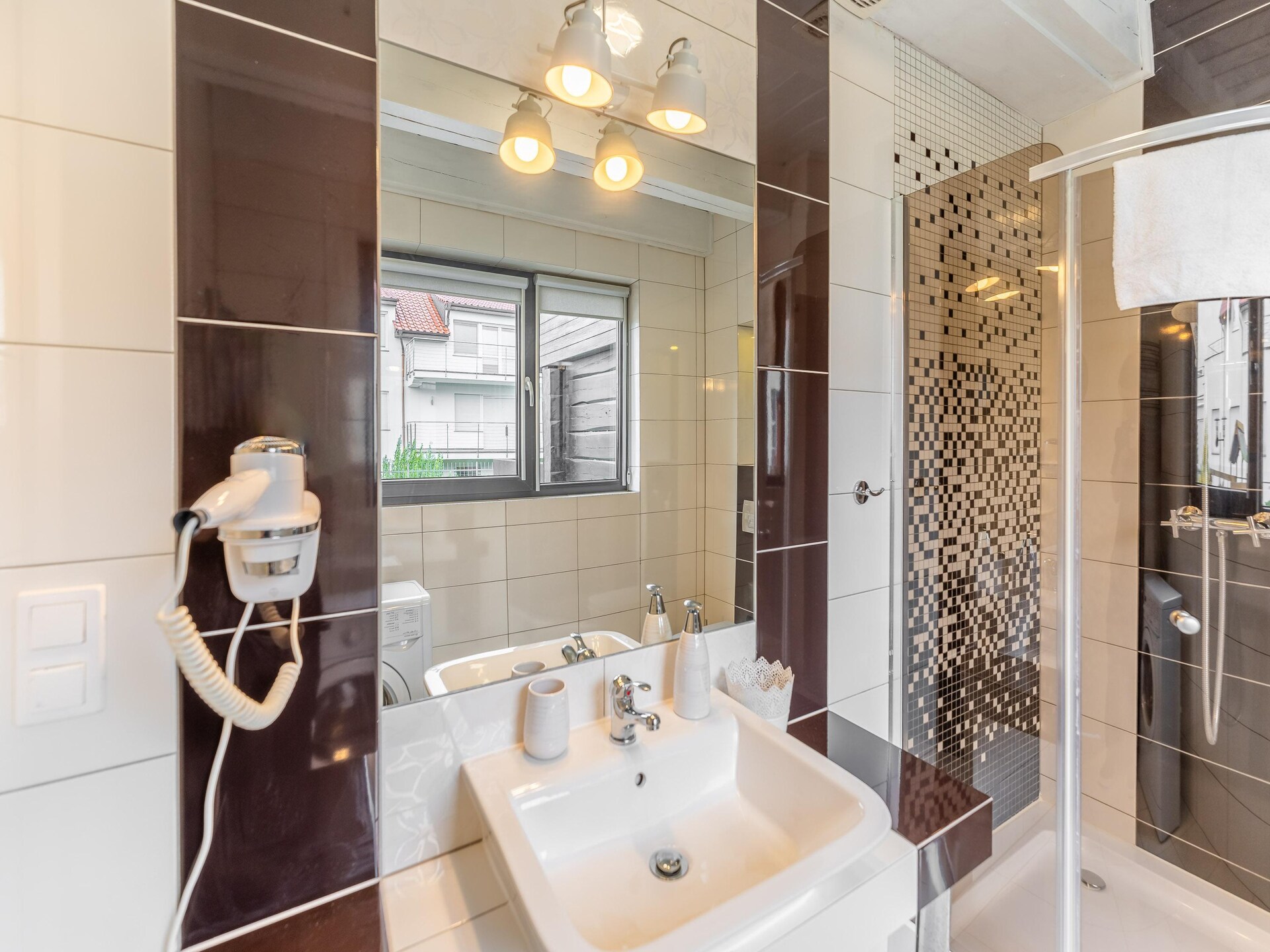 8-persoons vakantiehuis aan zee in Grzybowo - foto 27