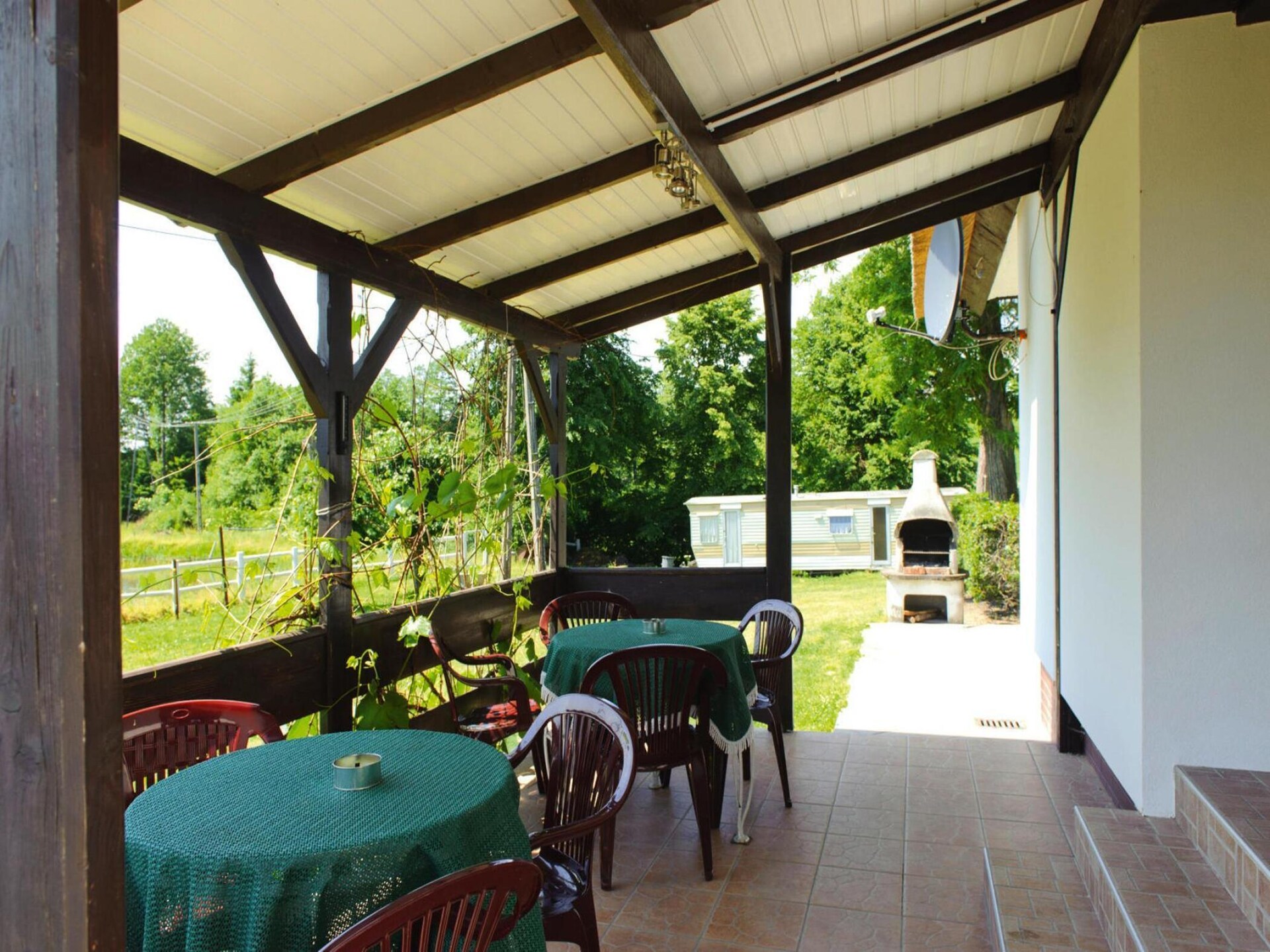 Ruim vakantiehuis voor 10 aan een privémeer in Rekowo, Kasjoebië - foto 21