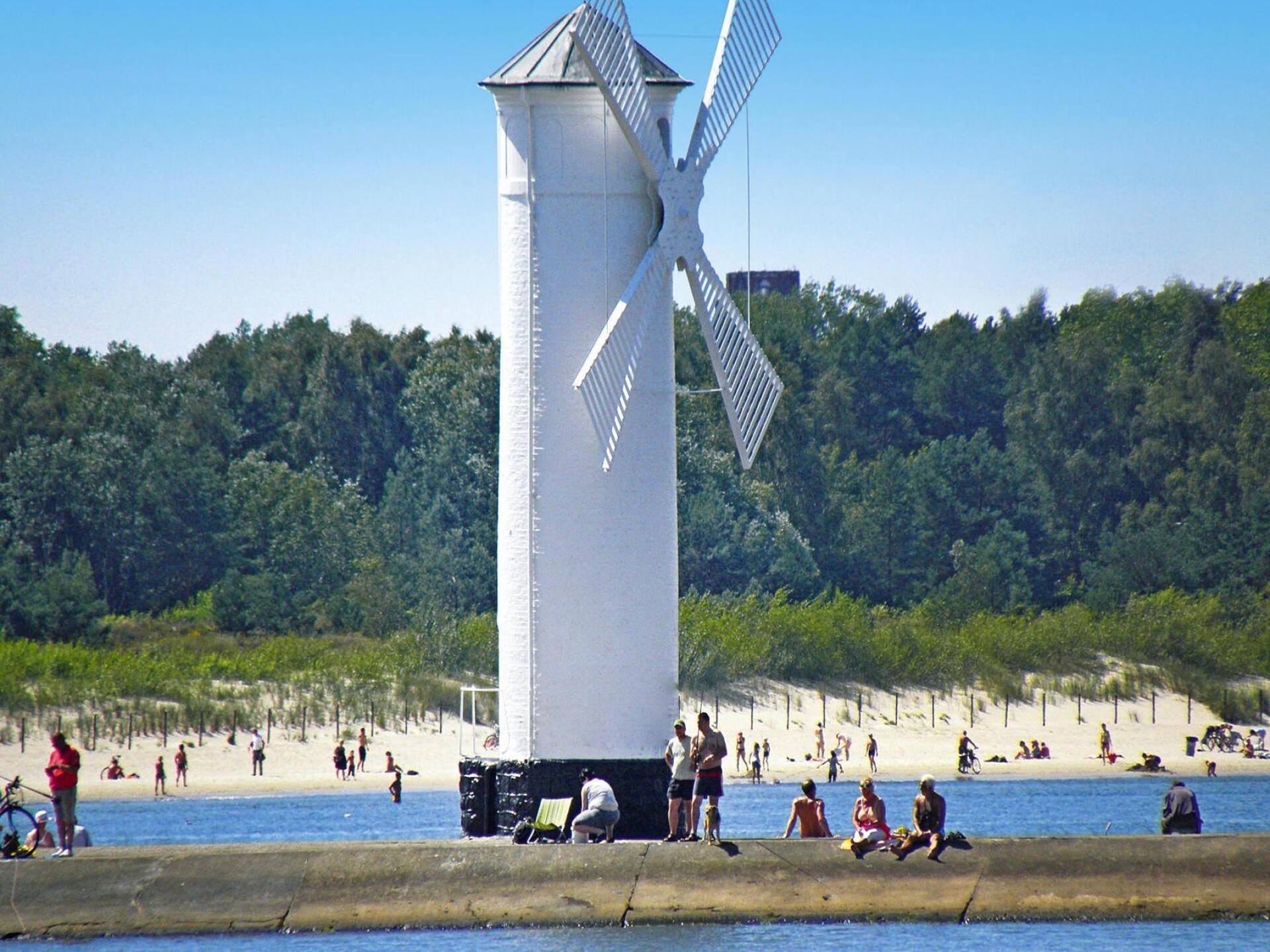 Vakantiehuis op 300 m van het meer in Lubin - foto 16