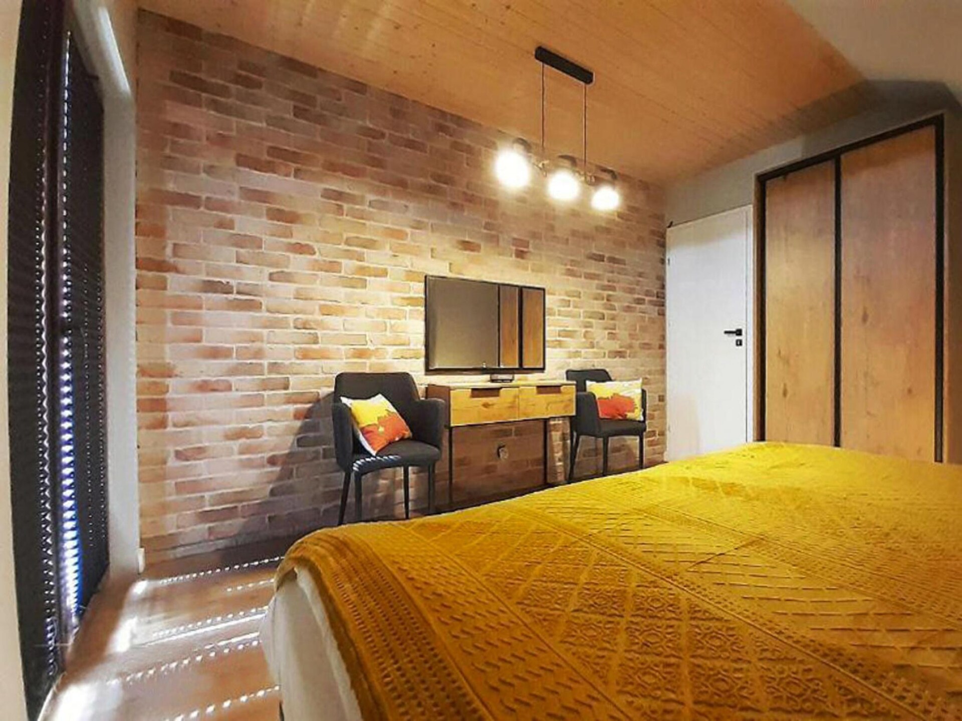 Ruim vakantiehuis voor 8 bij strand Mielenko met sauna & jacuzzi - foto 8