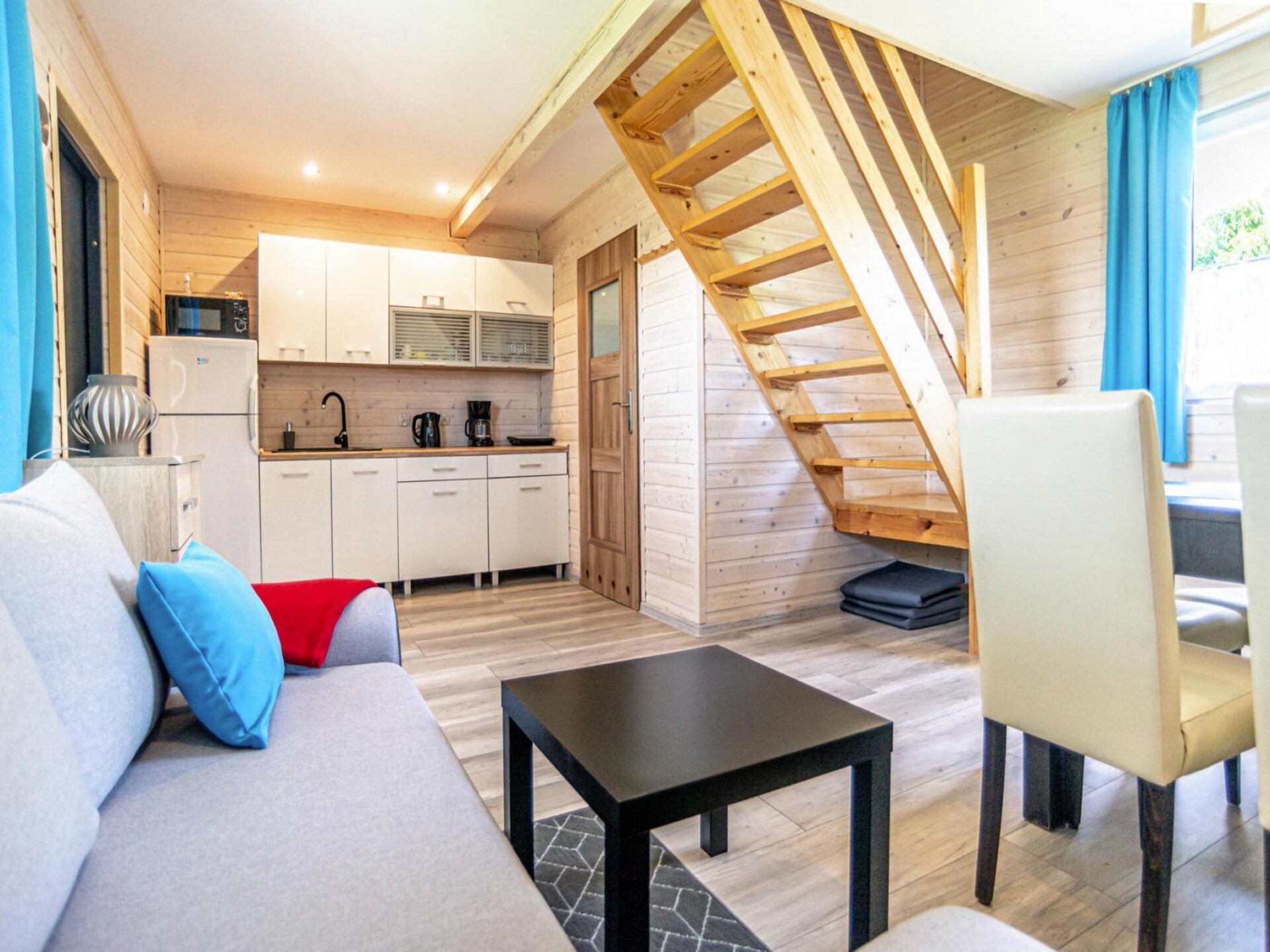 Comfortabel vakantiehuis voor 6 in het bos van Rewal, vlakbij zee - foto 3