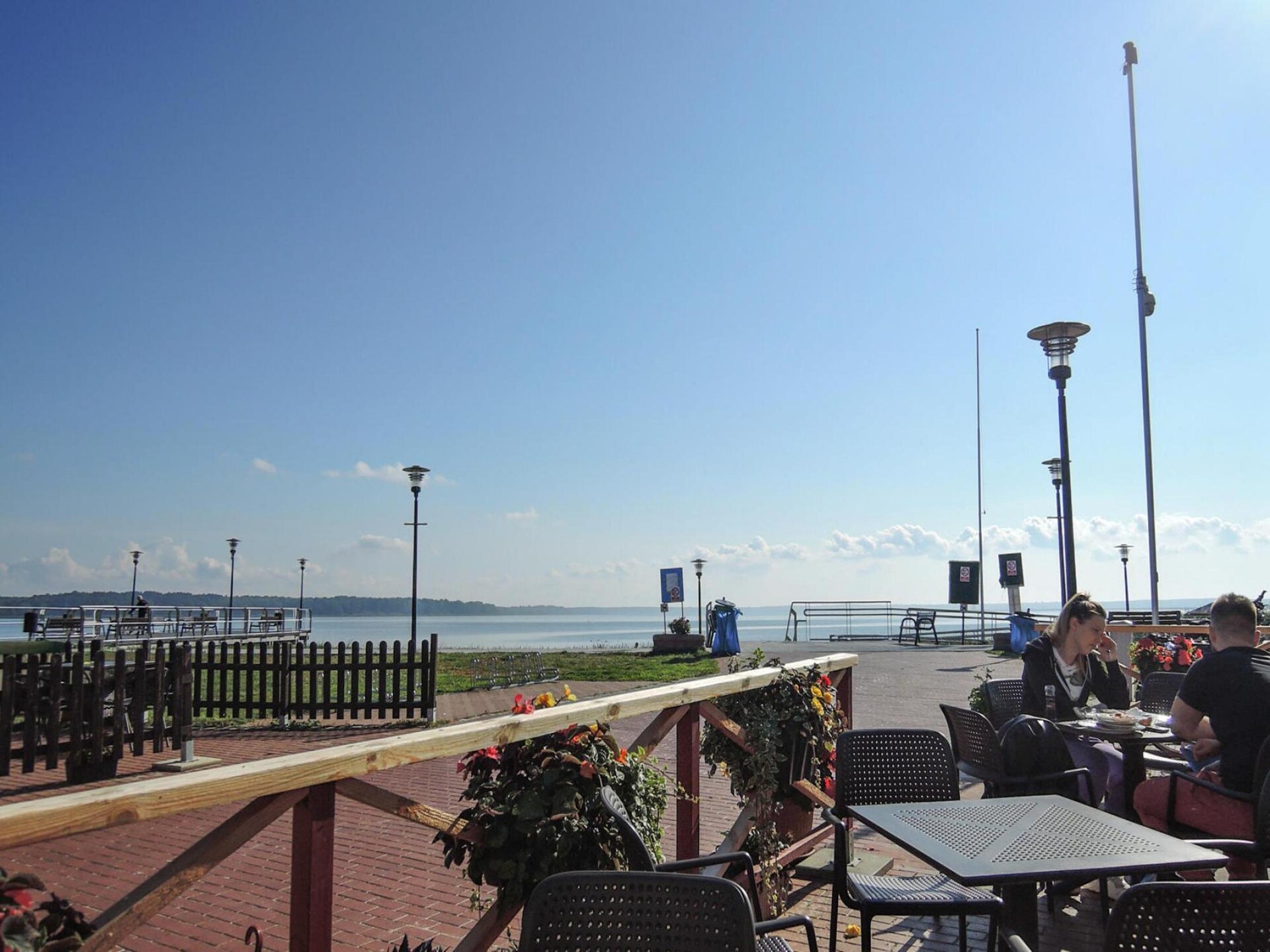 Knus vrijstaand vakantiehuis met tuin op 450m van het meer in Nowe Warpno - foto 12