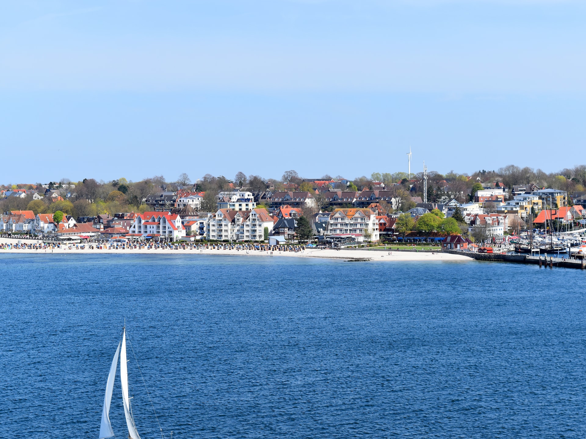 Aan zee: Sfeervol appartement in Laboe met uitzicht op de Kiel Fjord - foto 16