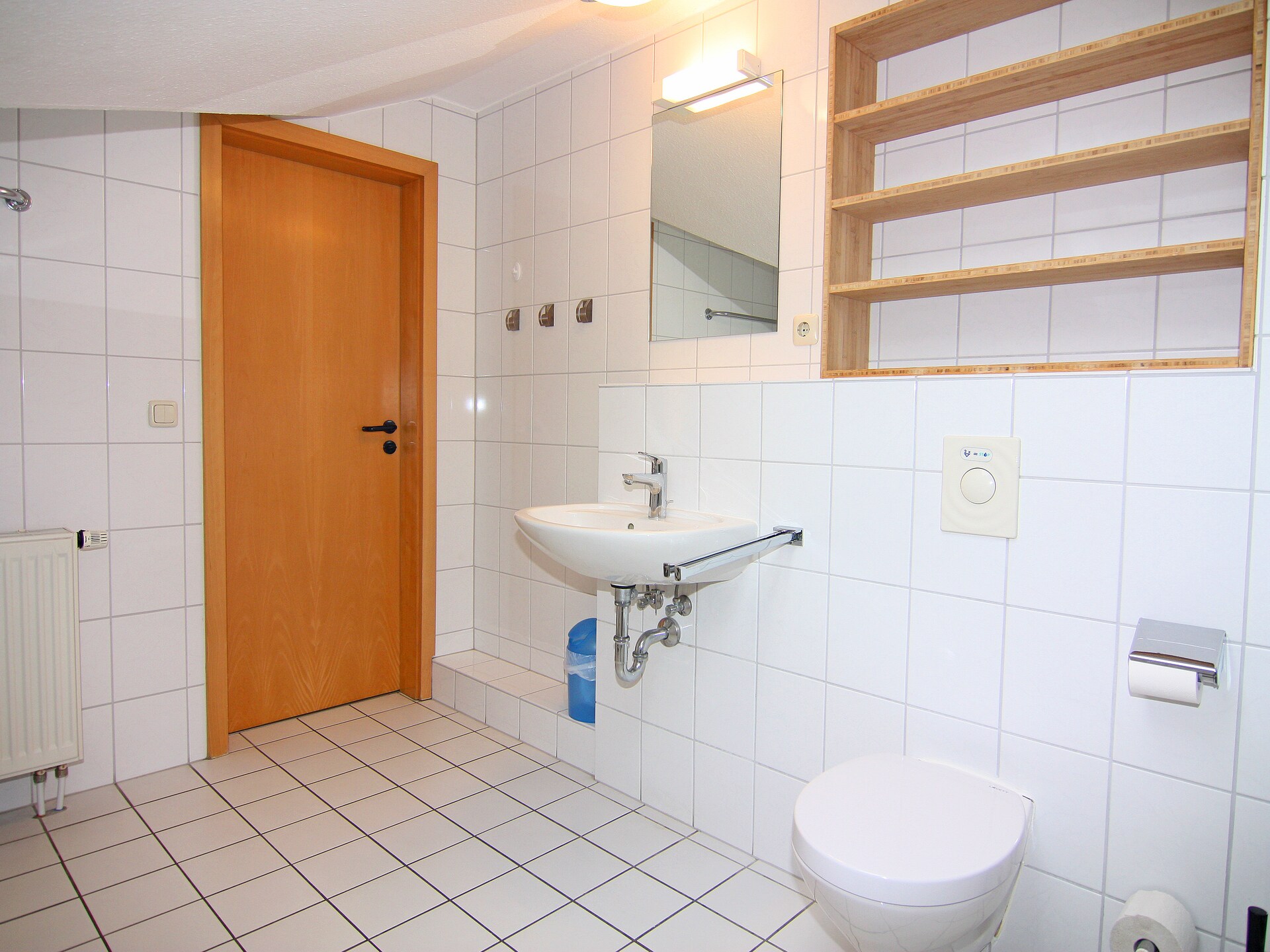 Licht appartement met balkon en uitzicht op de jachthaven van Orth - foto 27