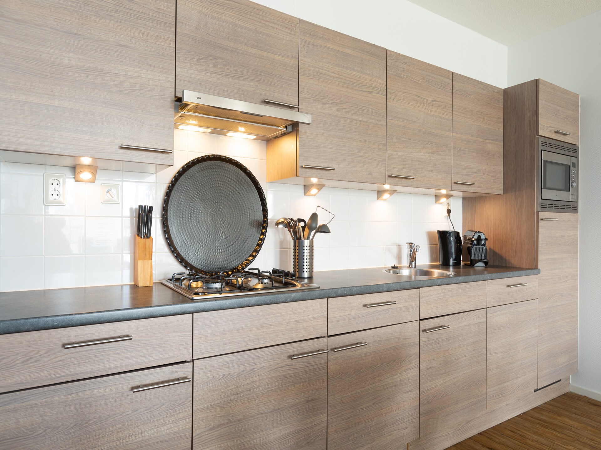 Luxe appartement met havenzicht en balkon in Scheveningen - foto 3