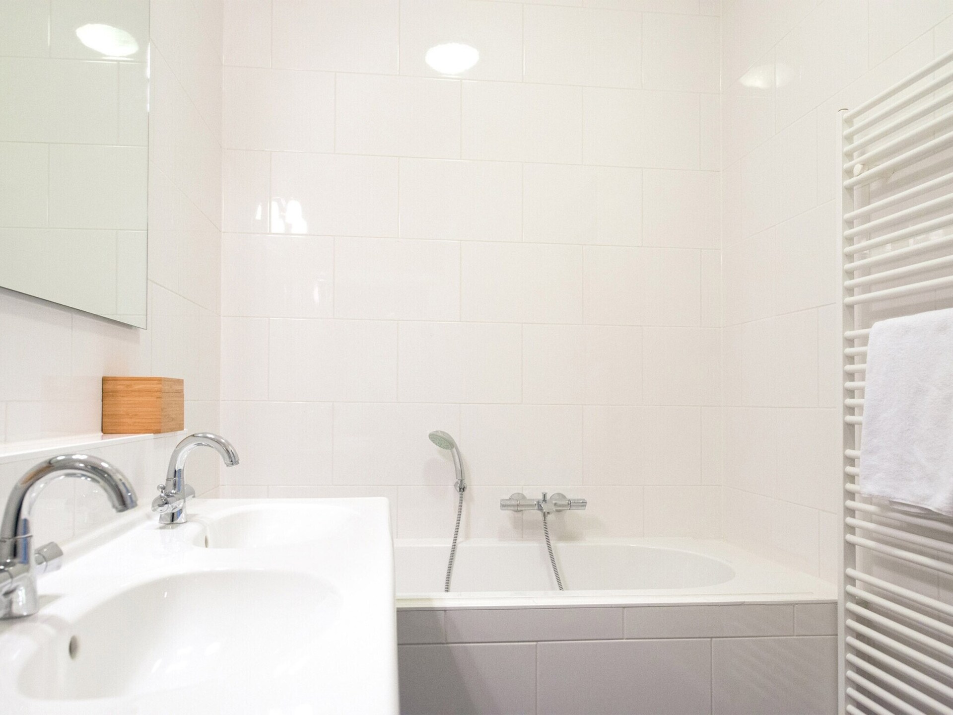 Op 850 m van het strand: ruim appartement in Den Haag - foto 7