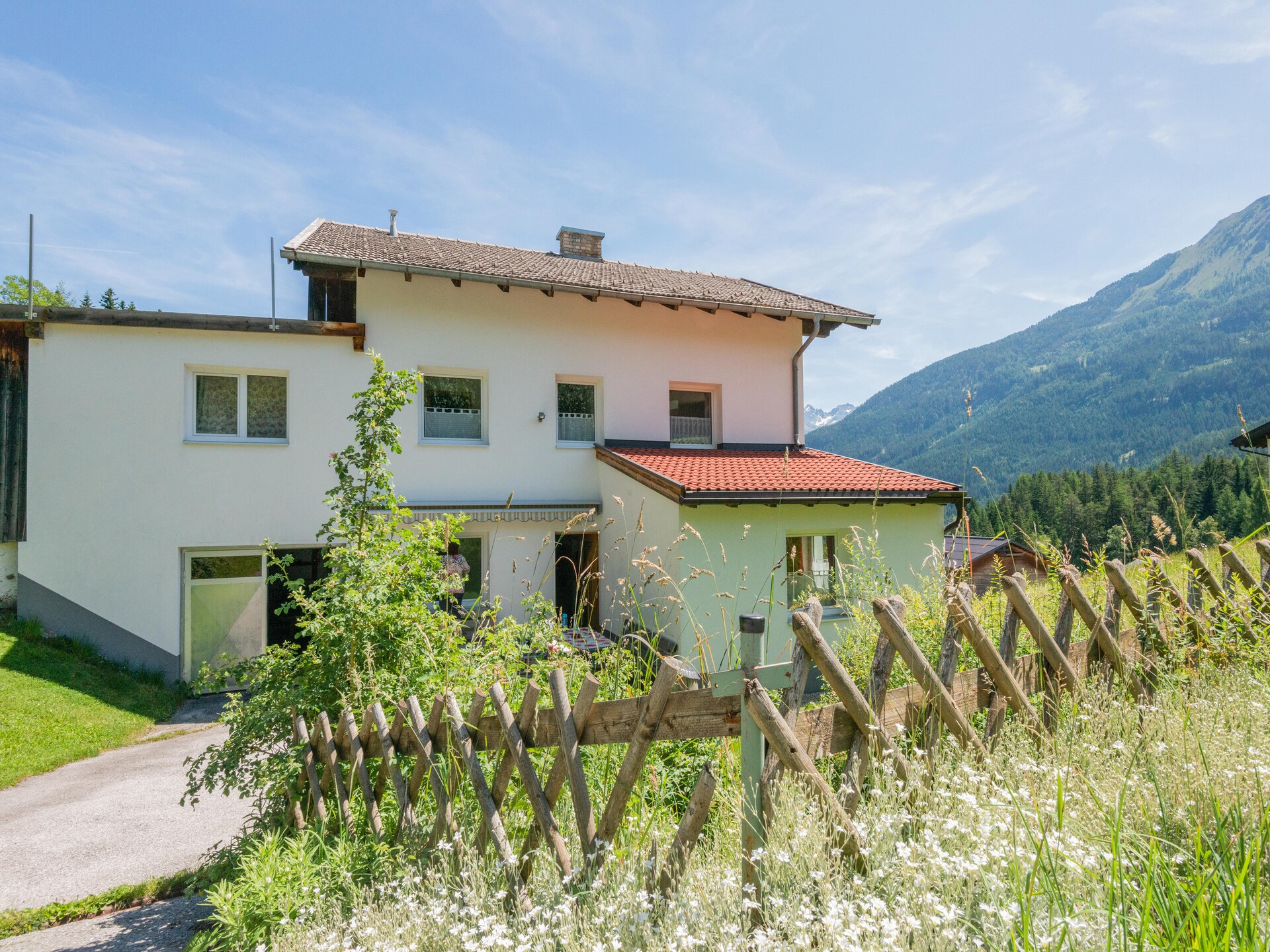 Ruim vrijstaand vakantiehuis voor 12 personen in Wenns-Piller met tuin en uitzicht op de Tiroler bergen - foto 27