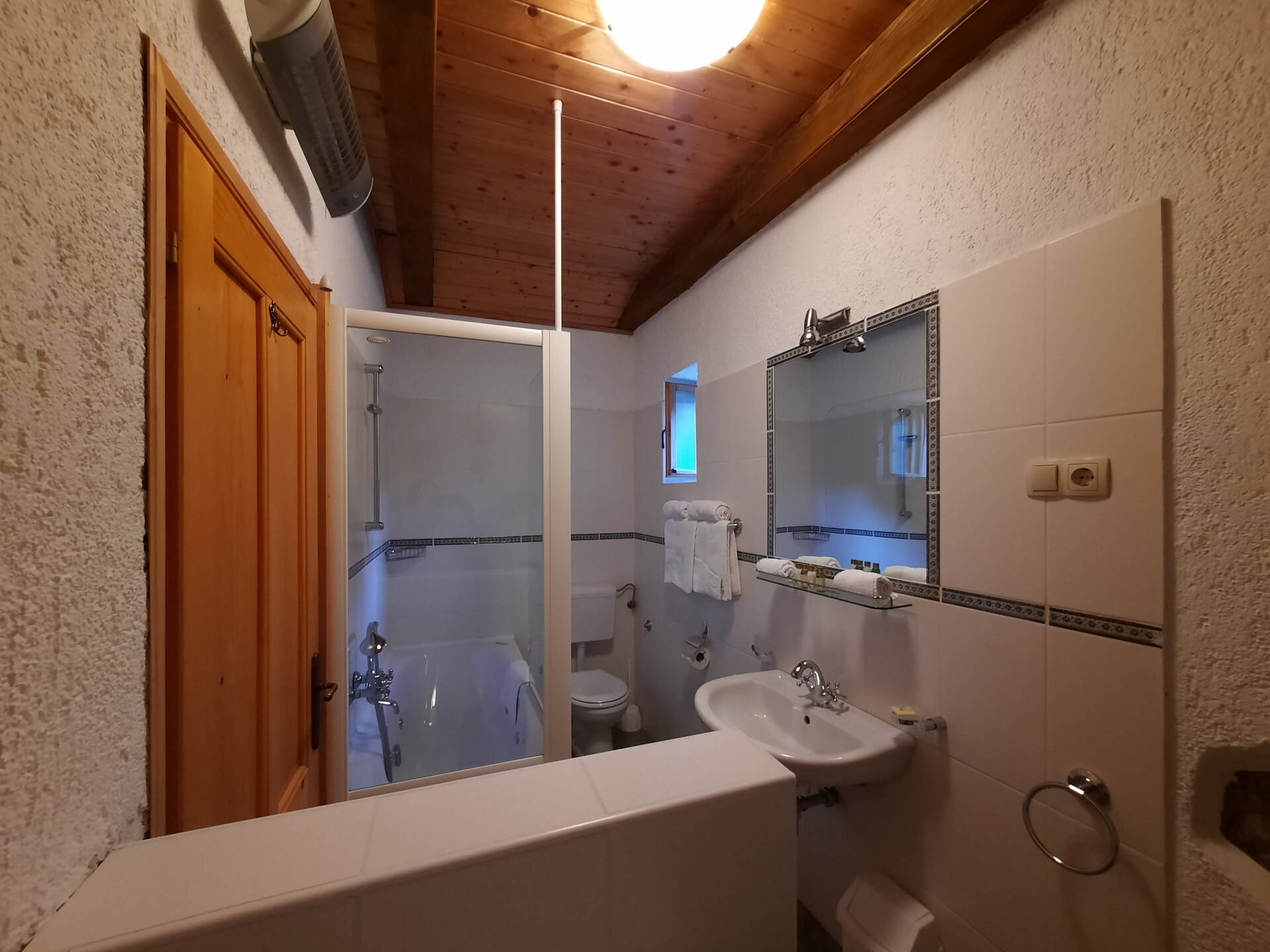 Authentiek stenen huis met privézwembad en weids uitzicht op zee bij Lovran - foto 31