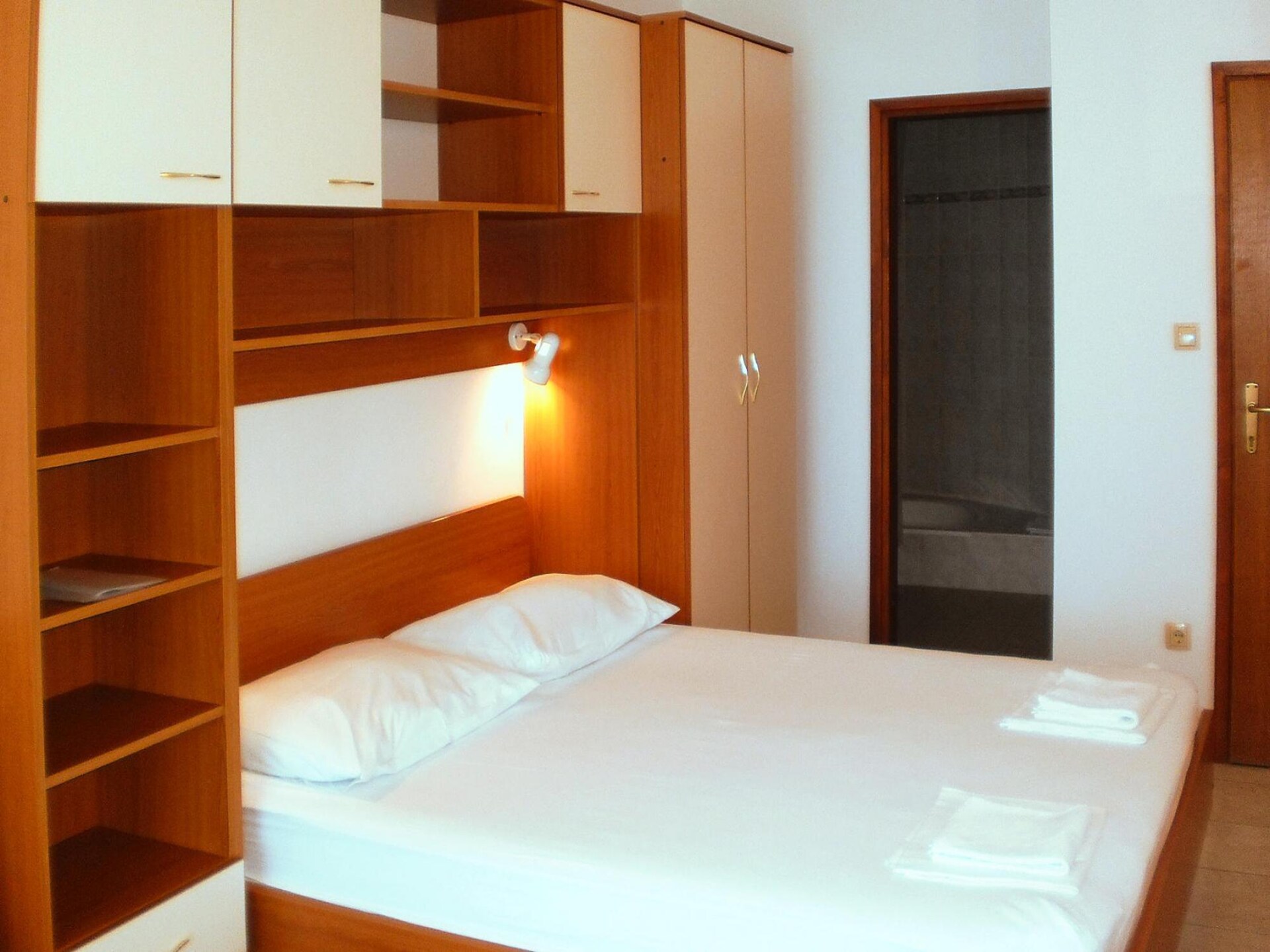 Sfeervol appartement op vakantiepark nabij zee in Omis, 120m van het strand - foto 7
