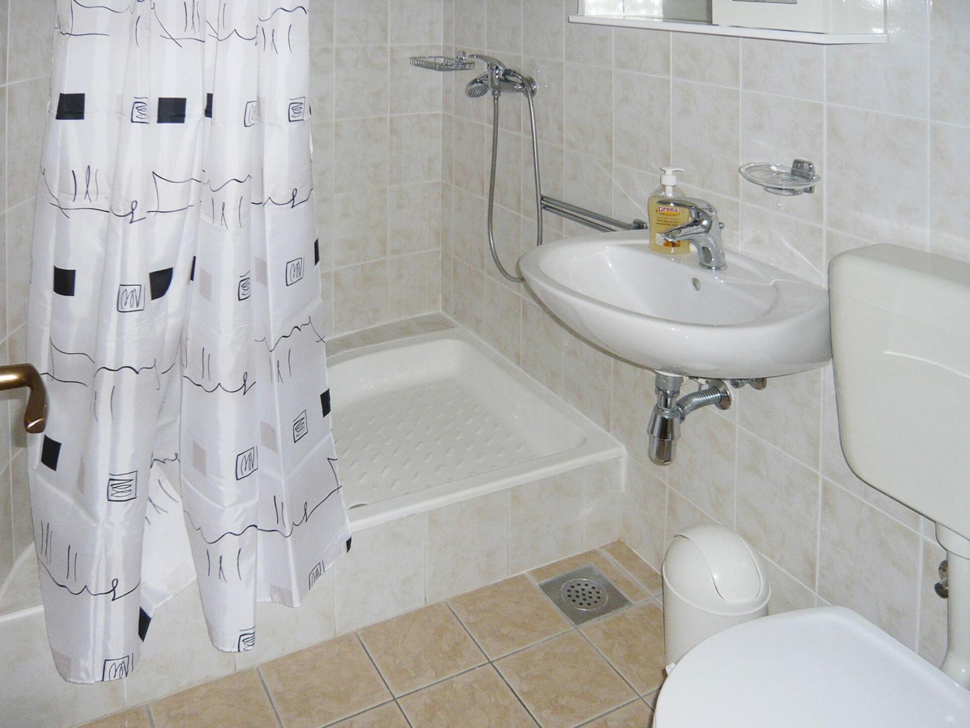 Sfeervol appartement op vakantiepark nabij zee in Omis, 120m van het strand - foto 12