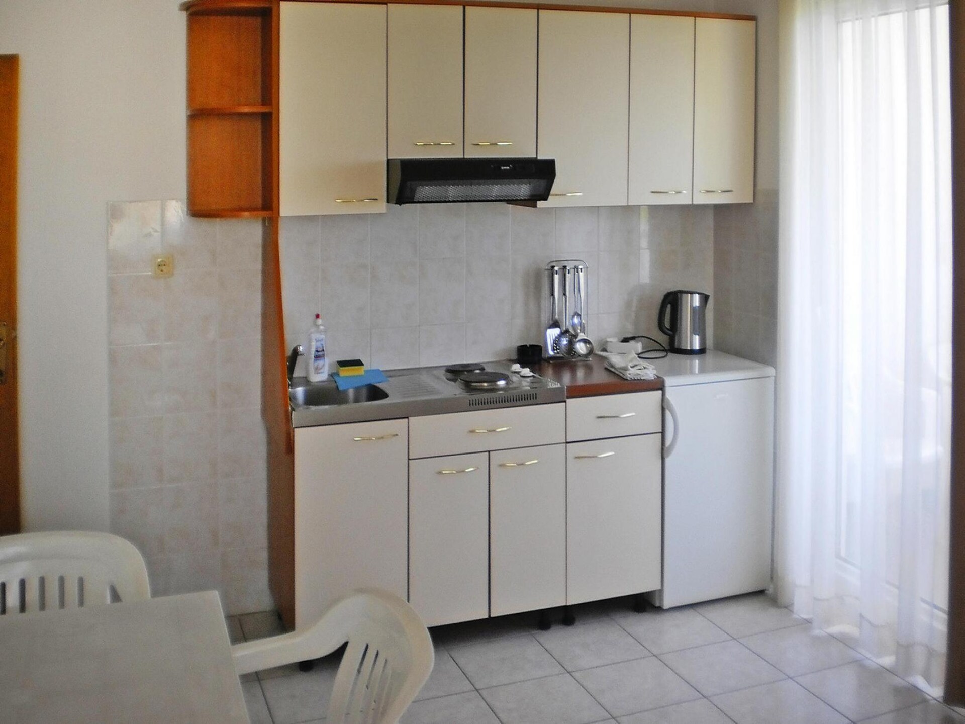 Sfeervol appartement op vakantiepark nabij zee in Omis, 120m van het strand - foto 11