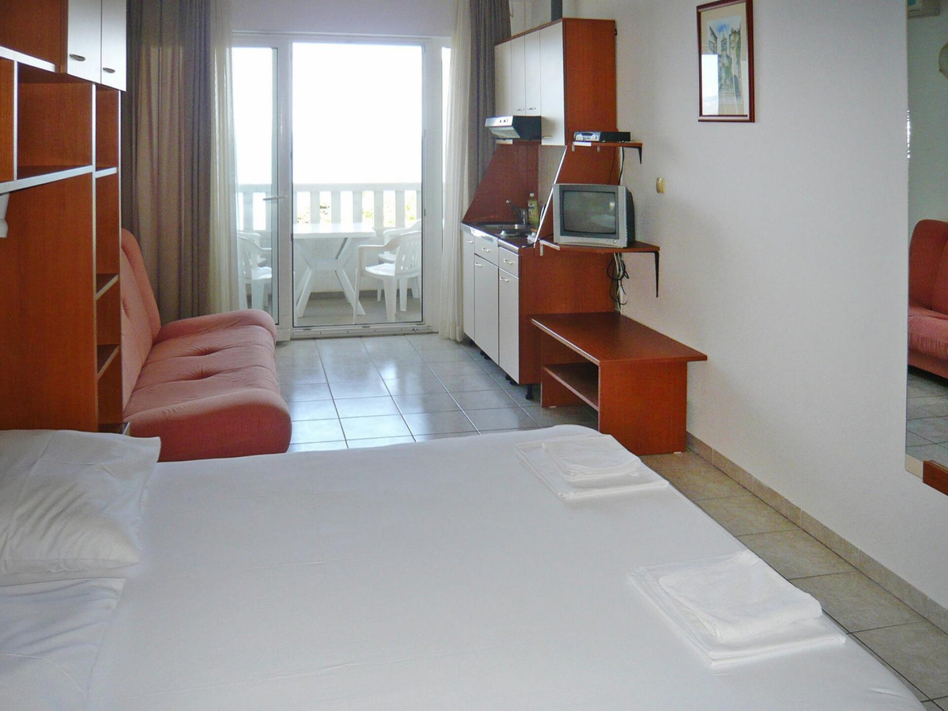 Knus appartement op vakantiepark nabij zee in Omis voor 3 personen - foto 5