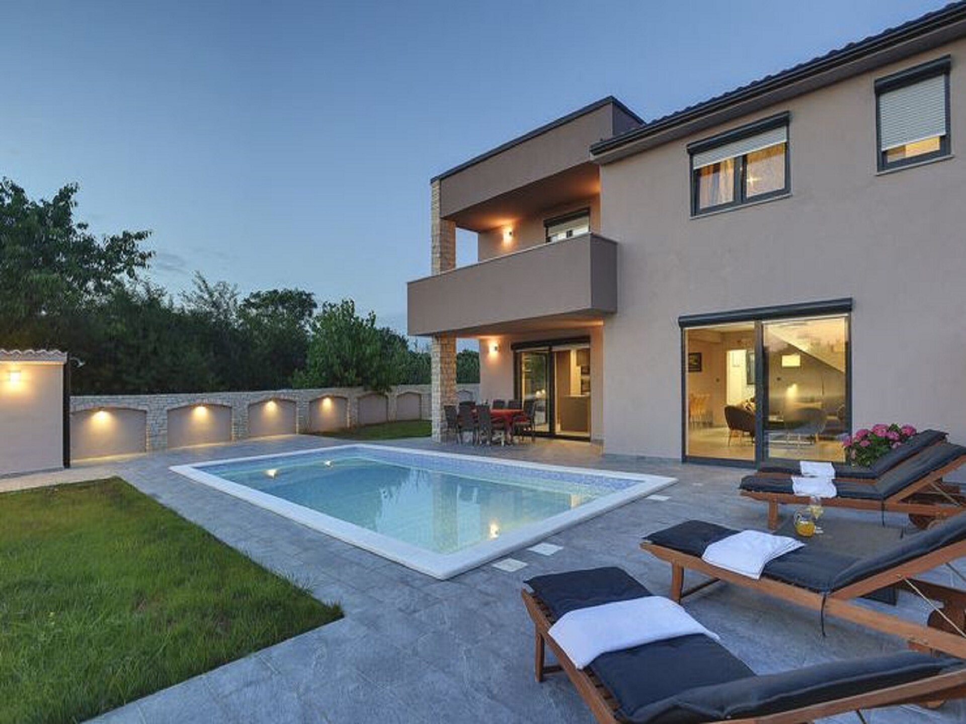 Villa Nika in Valbandon: privézwembad, 4 slaapkamers, vlakbij zee - foto 8