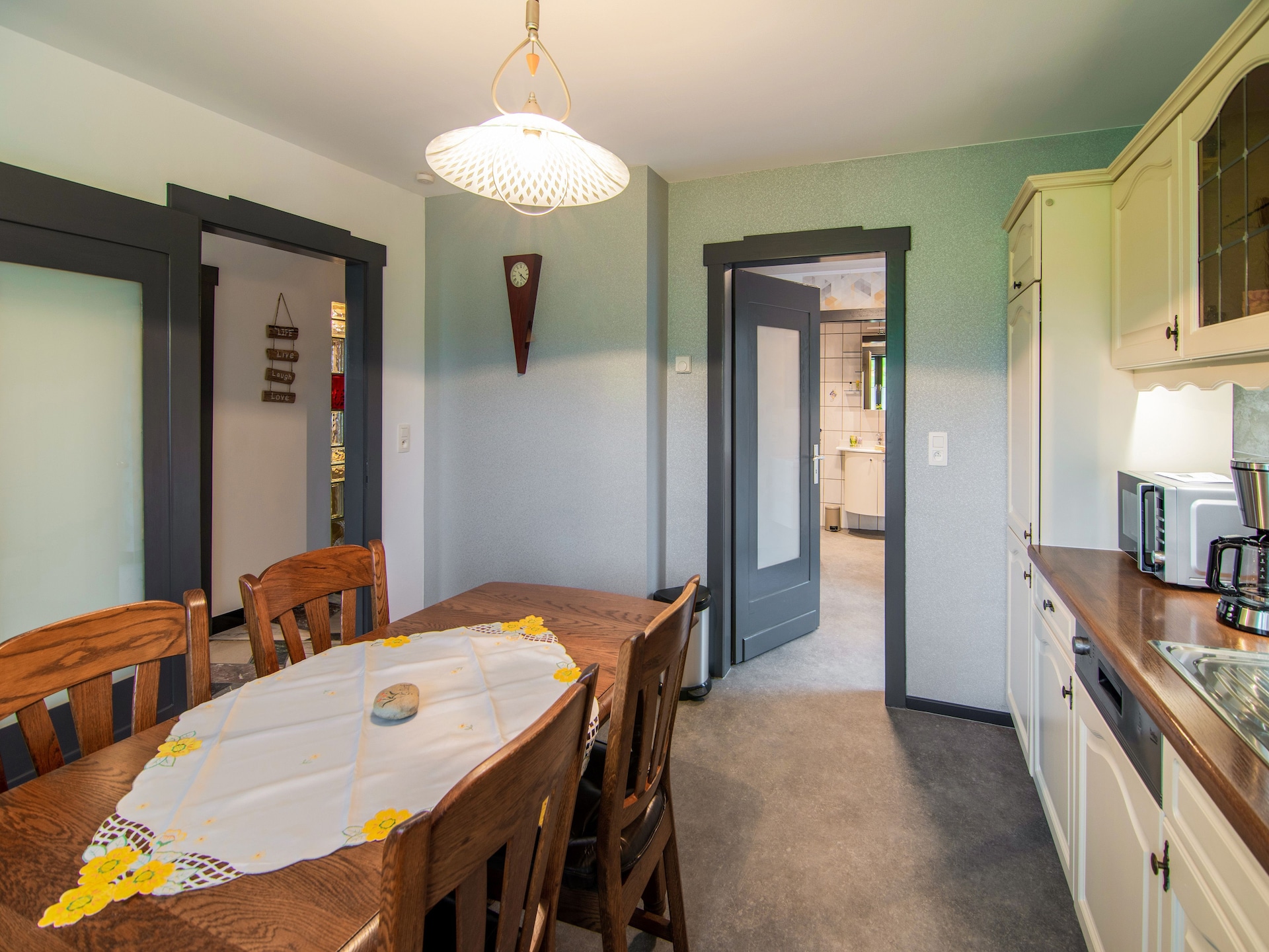 8-persoons wellnessvakantiehuis met sauna in Büllingen - foto 18