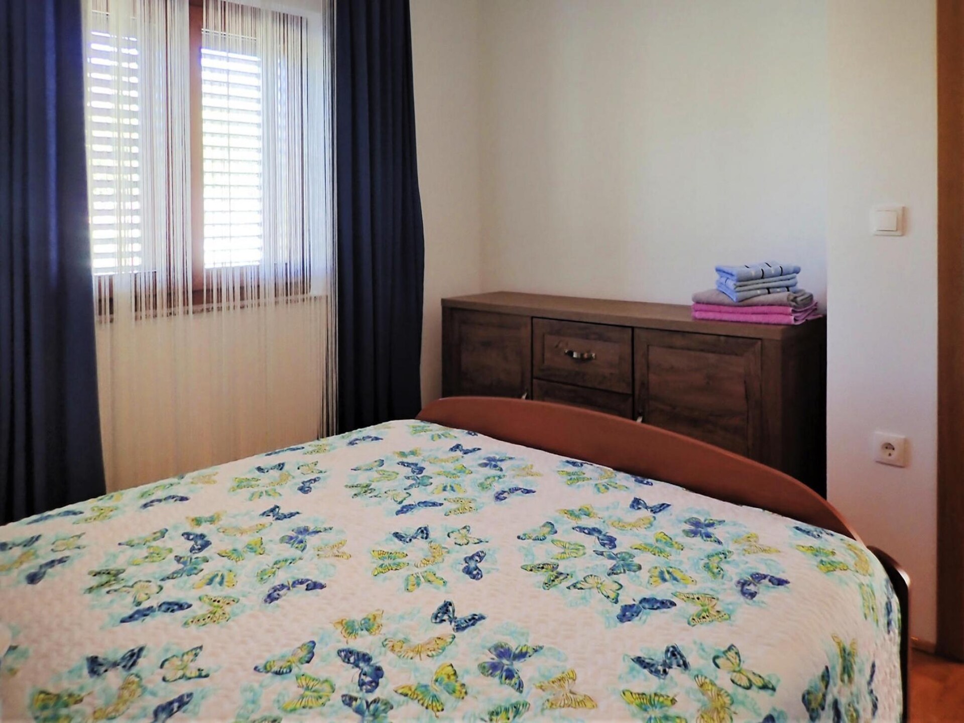 Ruim appartement in Jasenice: op 900 m van het centrum - foto 8