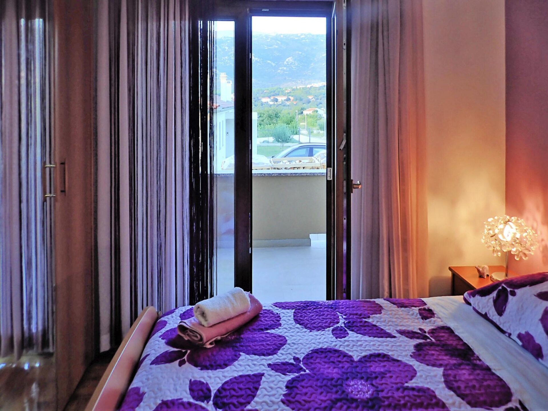 Ruim appartement in Jasenice: op 900 m van het centrum - foto 13