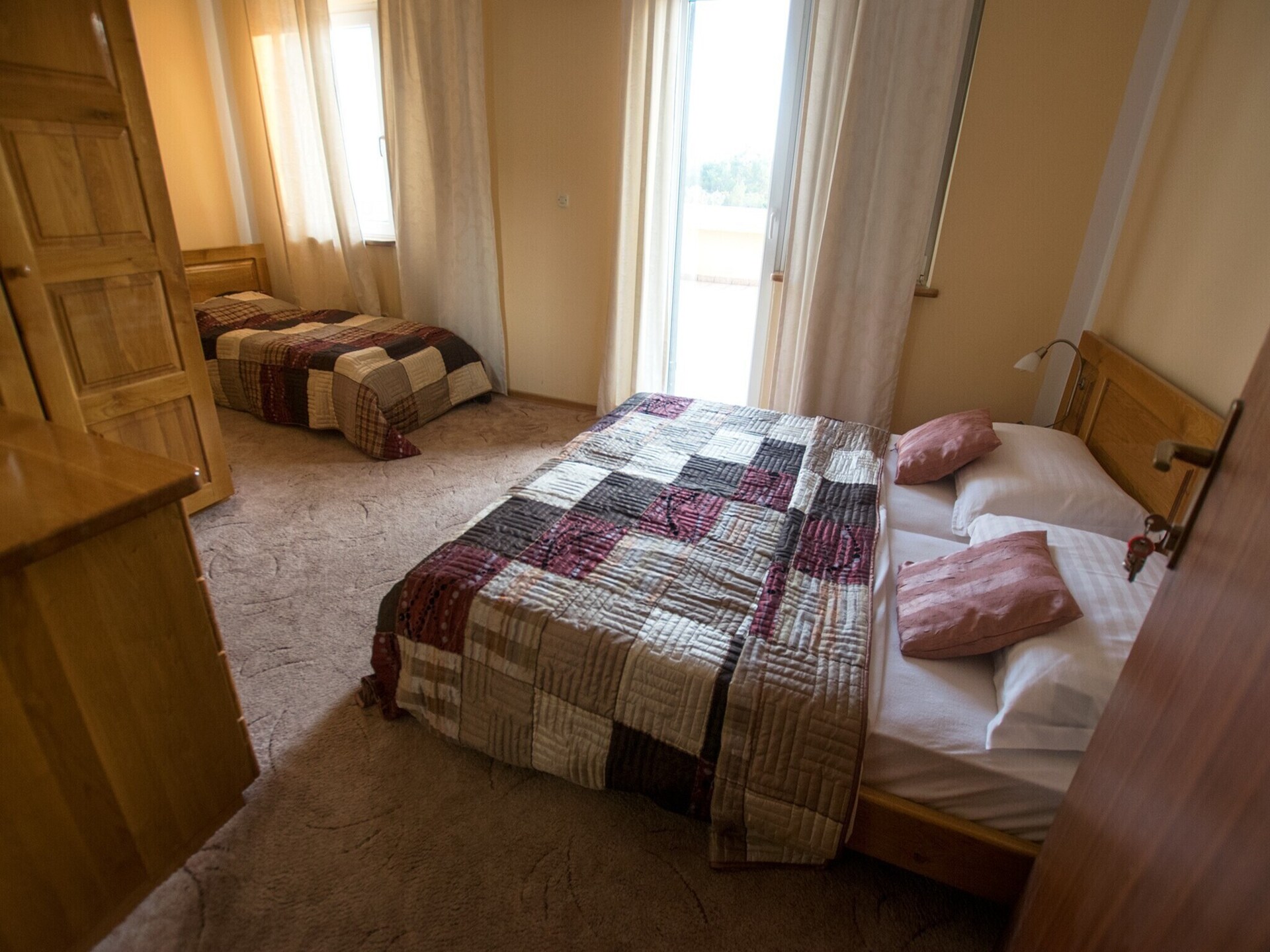 Op 300 m van zee: ruim appartement in centrum Starigrad Paklenica - foto 28
