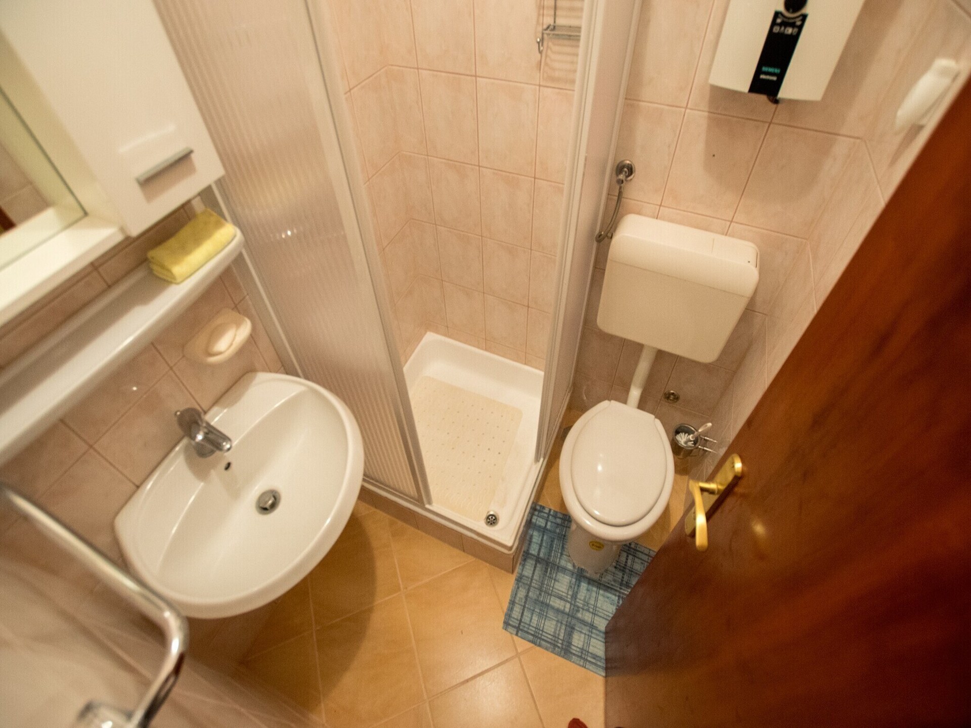Op 300 m van zee: ruim appartement in centrum Starigrad Paklenica - foto 41