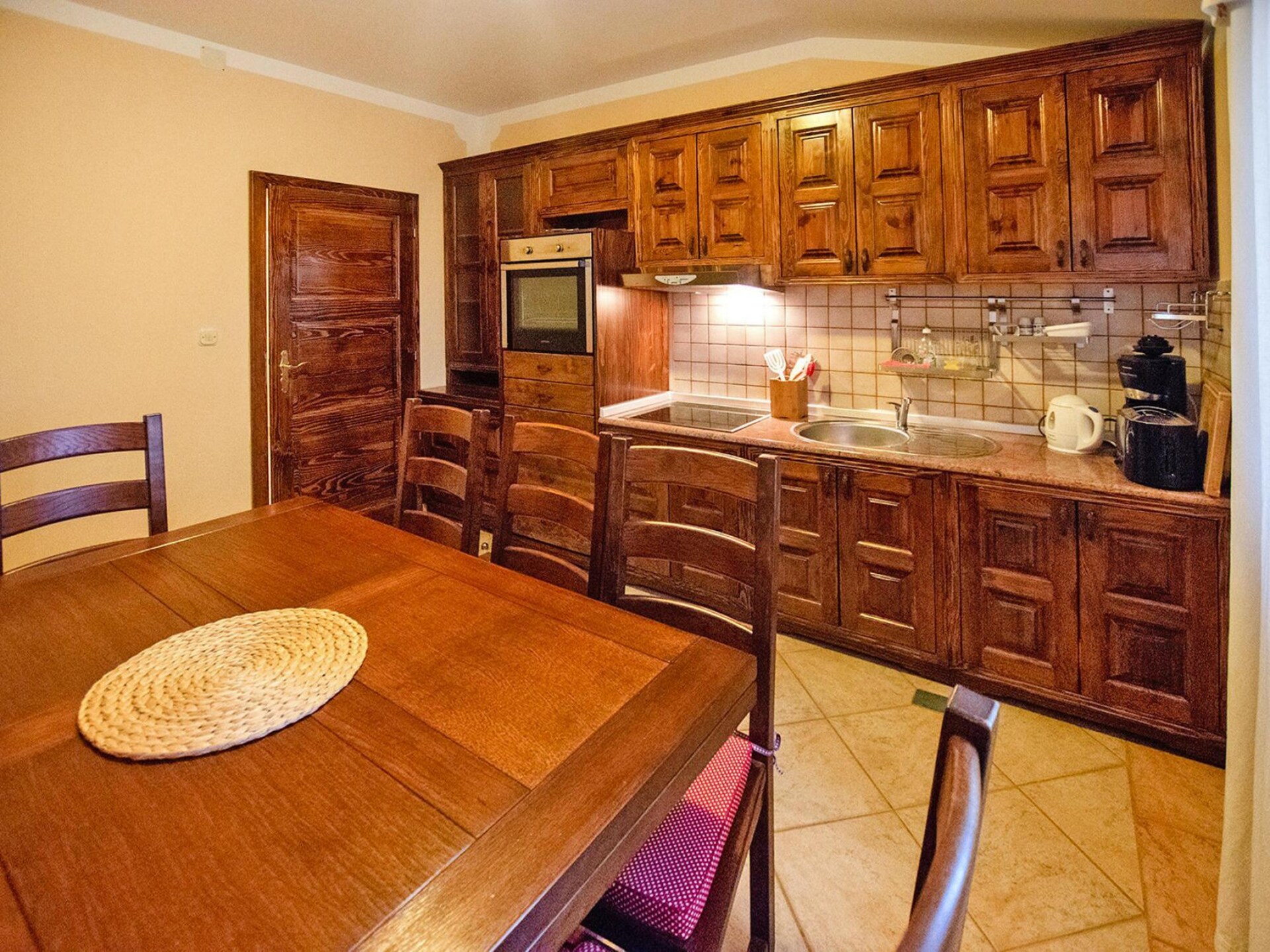 Modern 8-persoonsappartement met zeezicht nabij Paklenica - foto 15