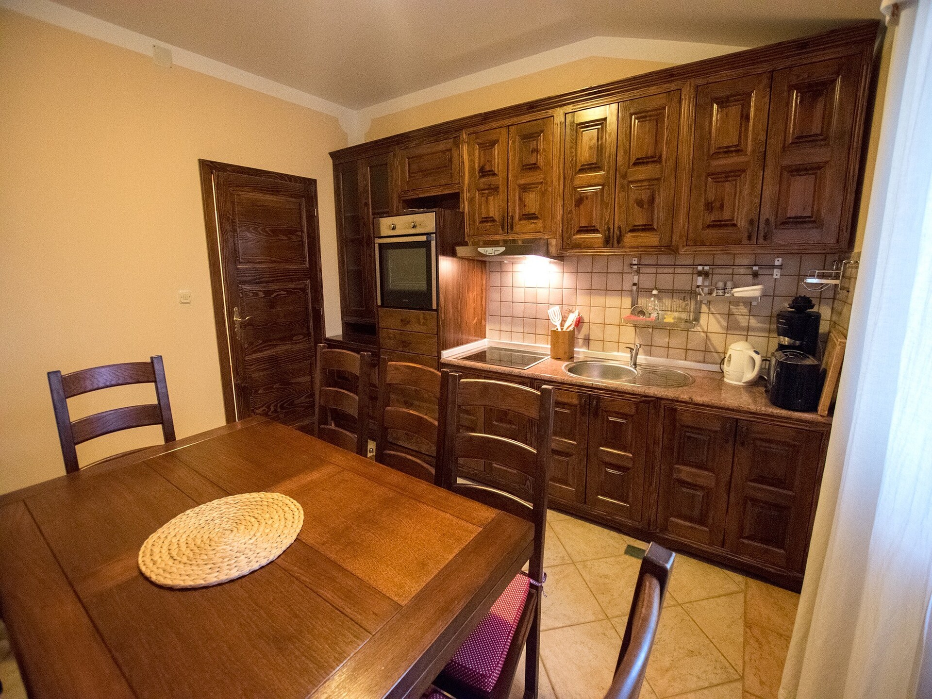 Modern 8-persoonsappartement met zeezicht nabij Paklenica - foto 17