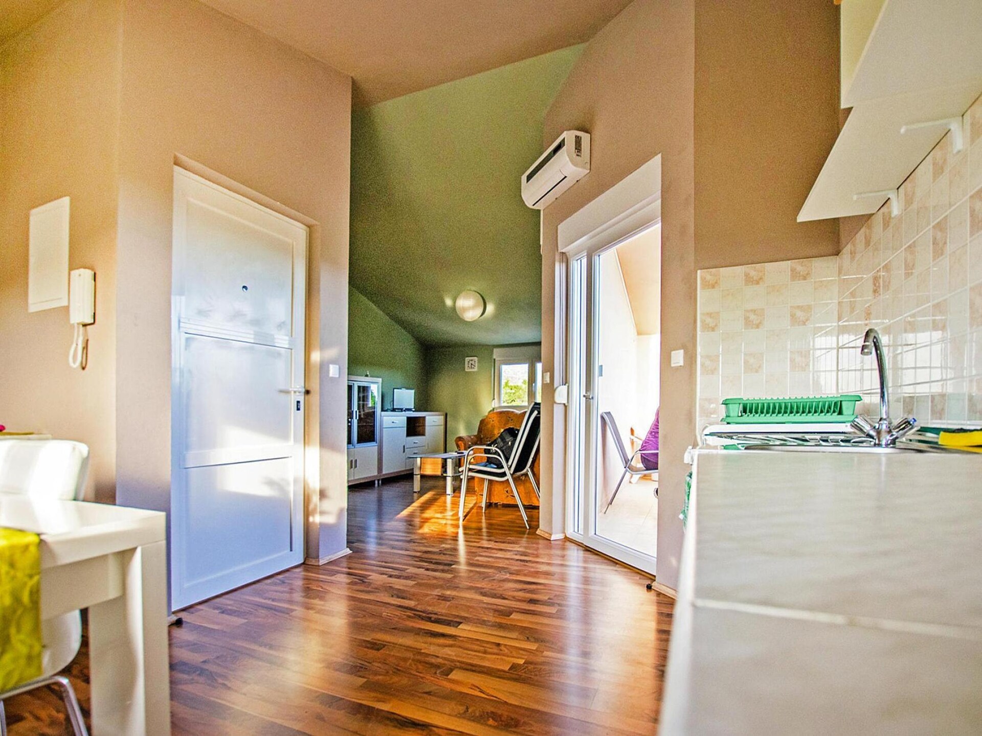 Op 400 m van zee: Modern appartement in Starigrad Paklenica - foto 29