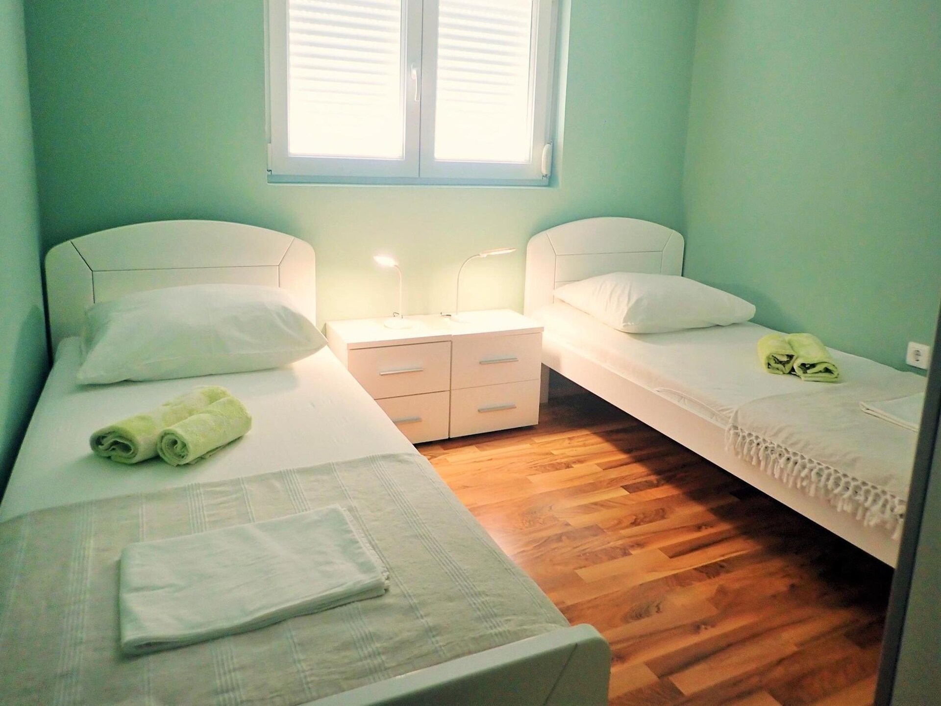 Op 400 m van zee: Modern appartement in Starigrad Paklenica - foto 6