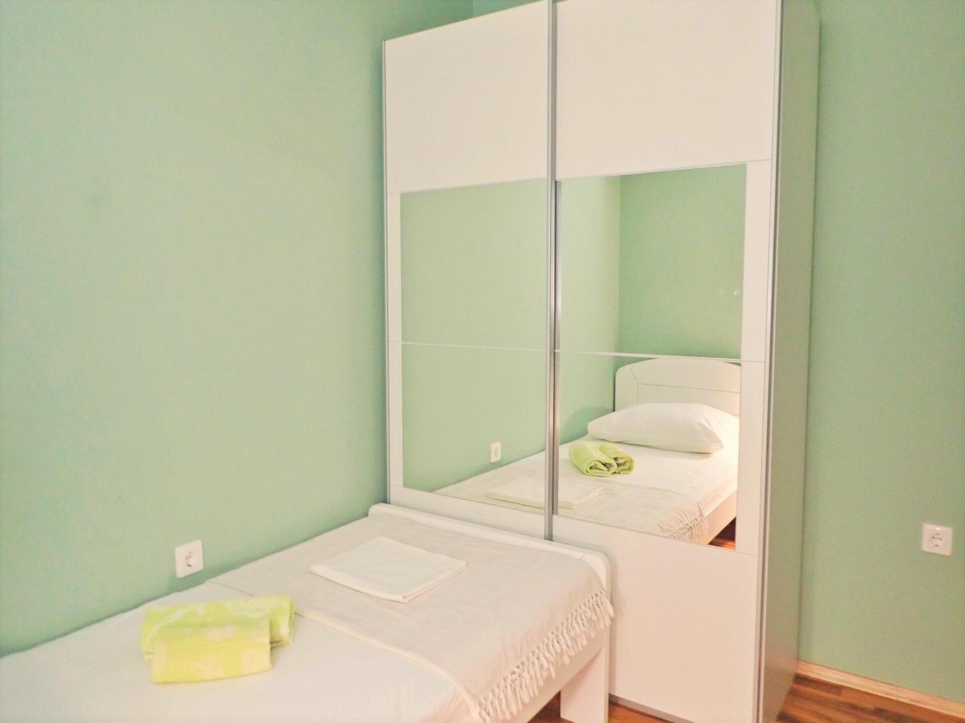 Op 400 m van zee: Modern appartement in Starigrad Paklenica - foto 17