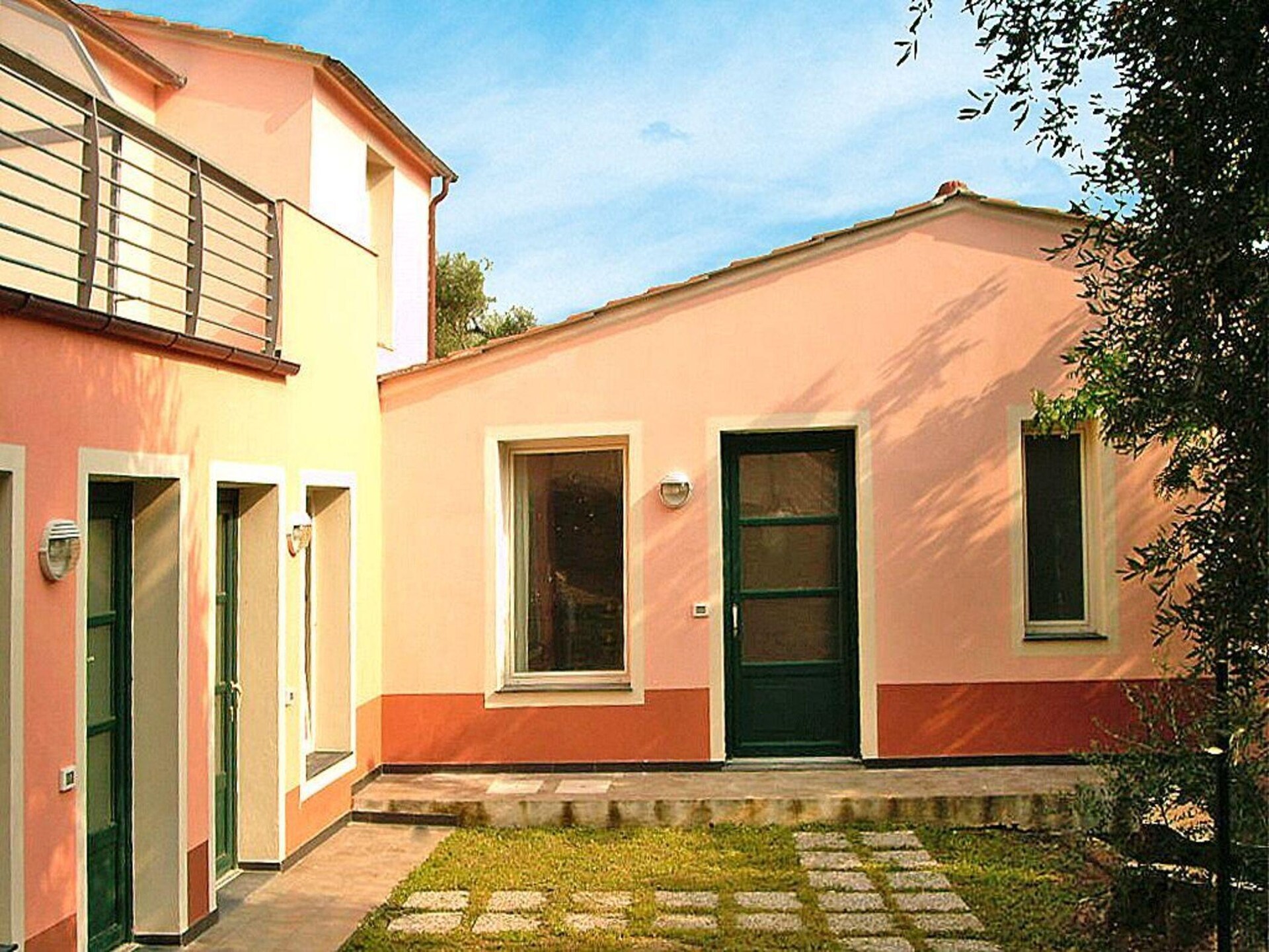 5-persoons appartement in Imperia met zwembad en kustzicht - foto 15