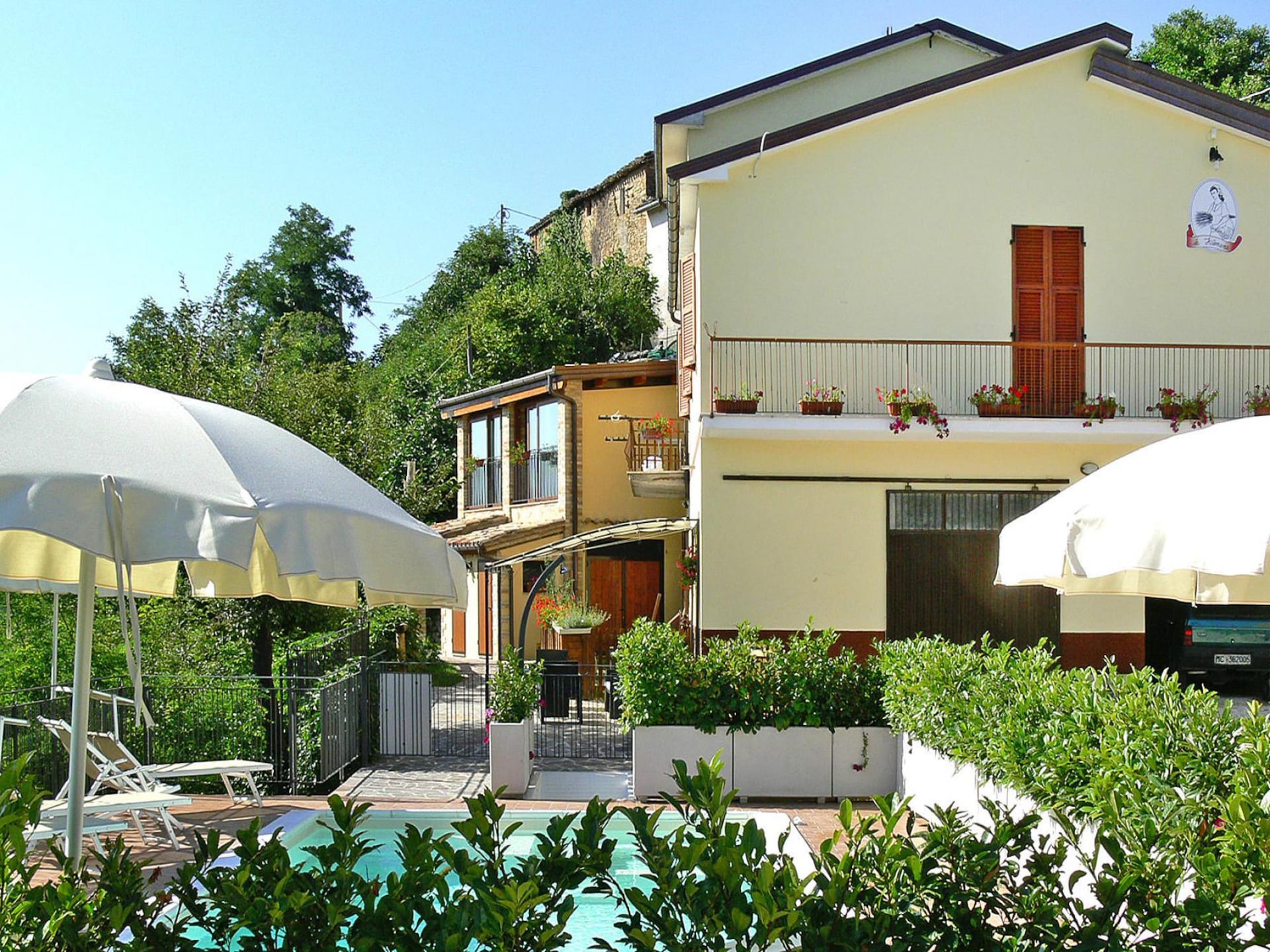 Authentiek appartement in Monti Sibillini met zwembad en panoramisch uitzicht - foto 2