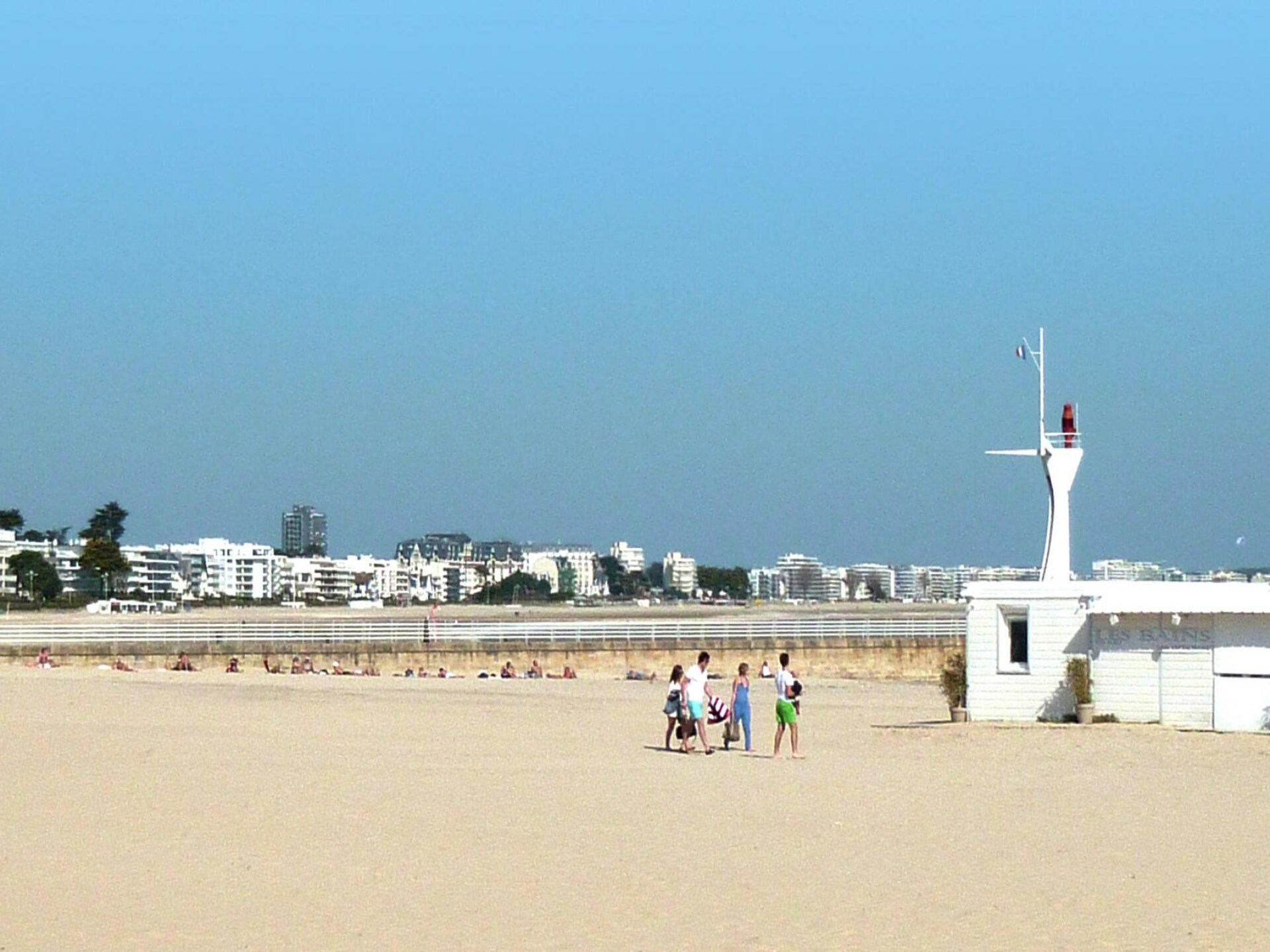 Licht appartement in La Baule met zwembad, 800m van het strand - foto 23