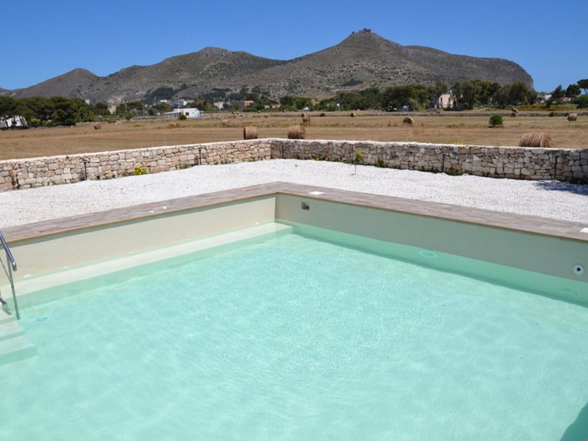 Romantisch verblijf op Favignana met zwembad, vlakbij zee - foto 20