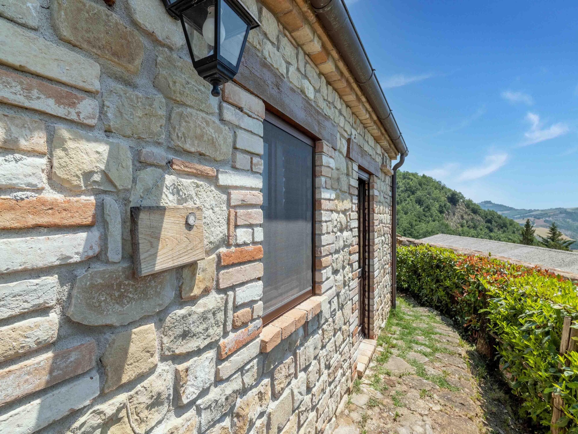 Studio voor 2 met zwembad en uitzicht op de Sibillijnen bij Monte San Martino - foto 16