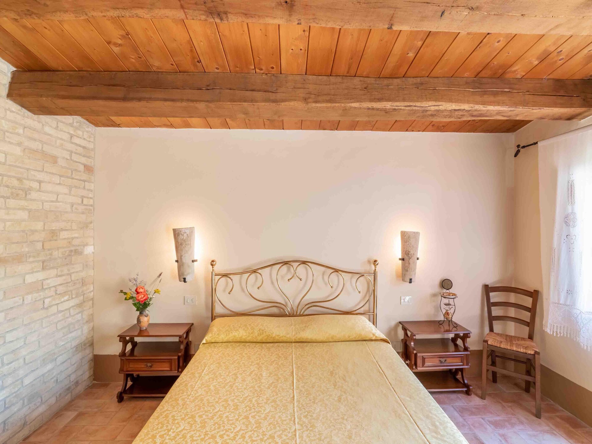 Studio voor 2 met zwembad en uitzicht op de Sibillijnen bij Monte San Martino - foto 13