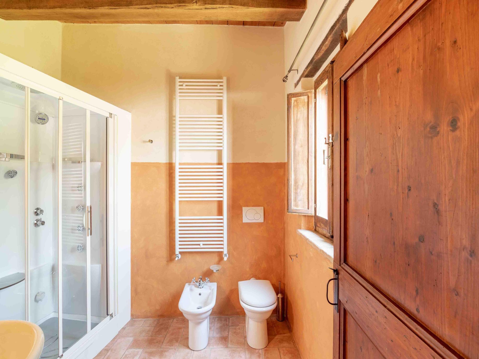 Studio voor 2 met zwembad en uitzicht op de Sibillijnen bij Monte San Martino - foto 14