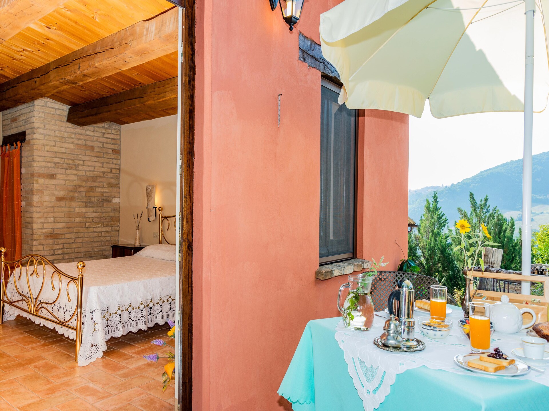 Studio voor 2 met zwembad en uitzicht op de Sibillijnen bij Monte San Martino - foto 11