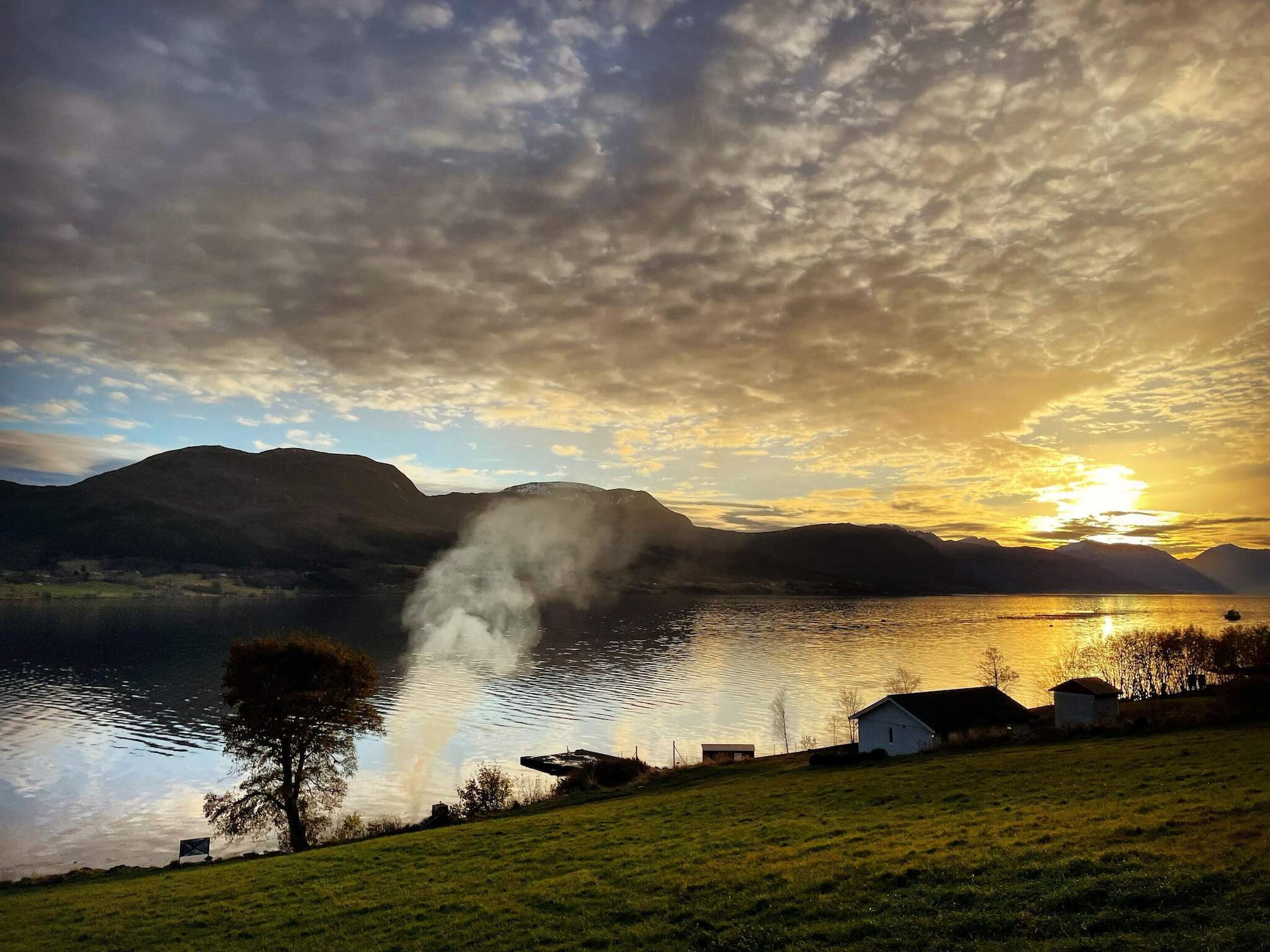 Licht vakantiehuis aan de Kvernesfjorden in Averøy - foto 7