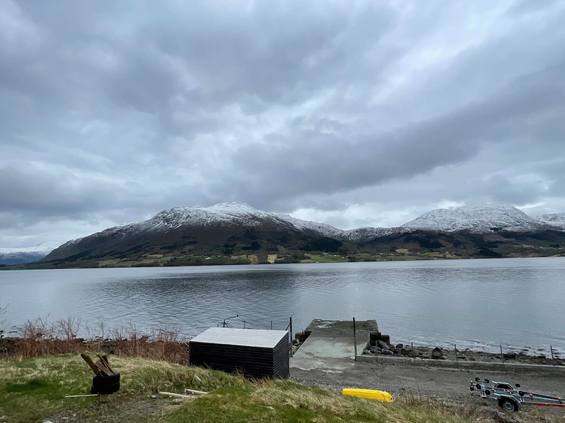 Licht vakantiehuis aan de Kvernesfjorden in Averøy - foto 11