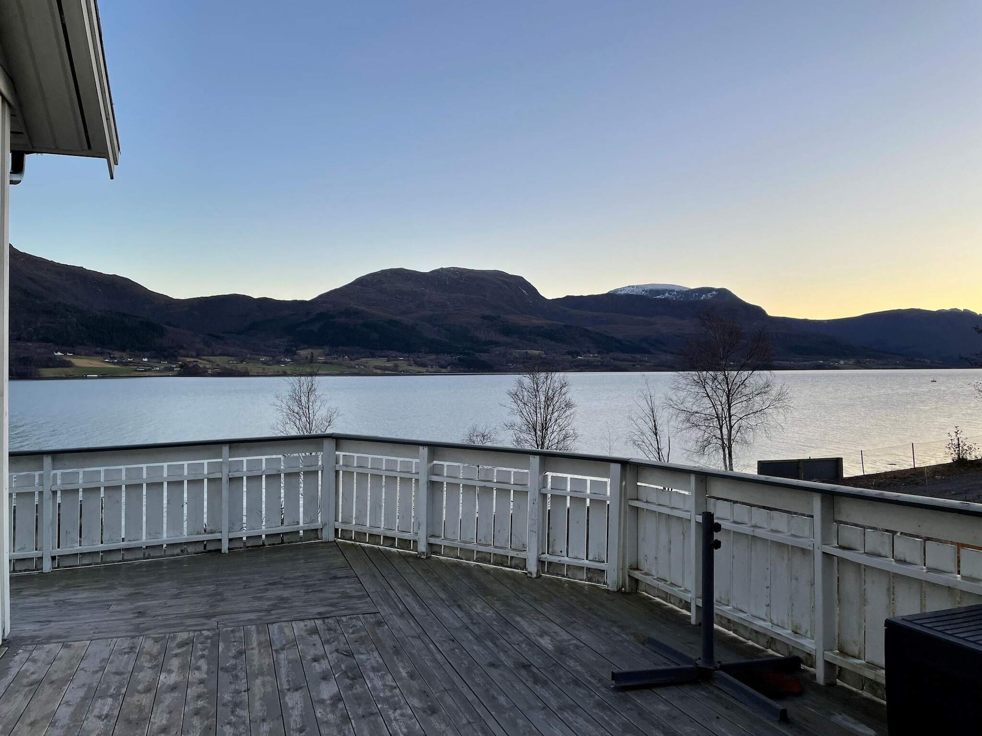 Licht vakantiehuis aan de Kvernesfjorden in Averøy - foto 15