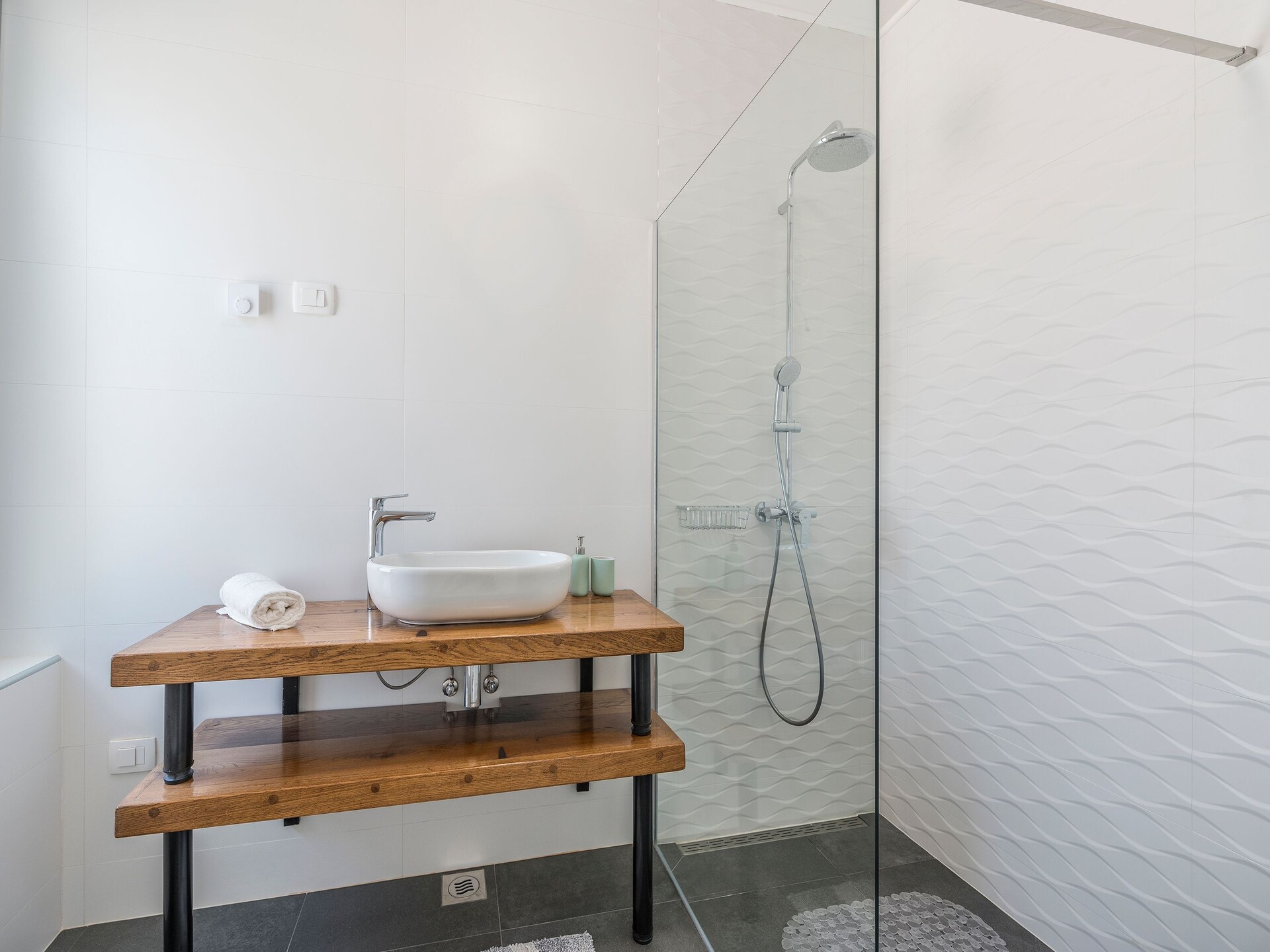 Luxe villa Blanca met privézwembad en zeezicht nabij Novigrad - foto 31