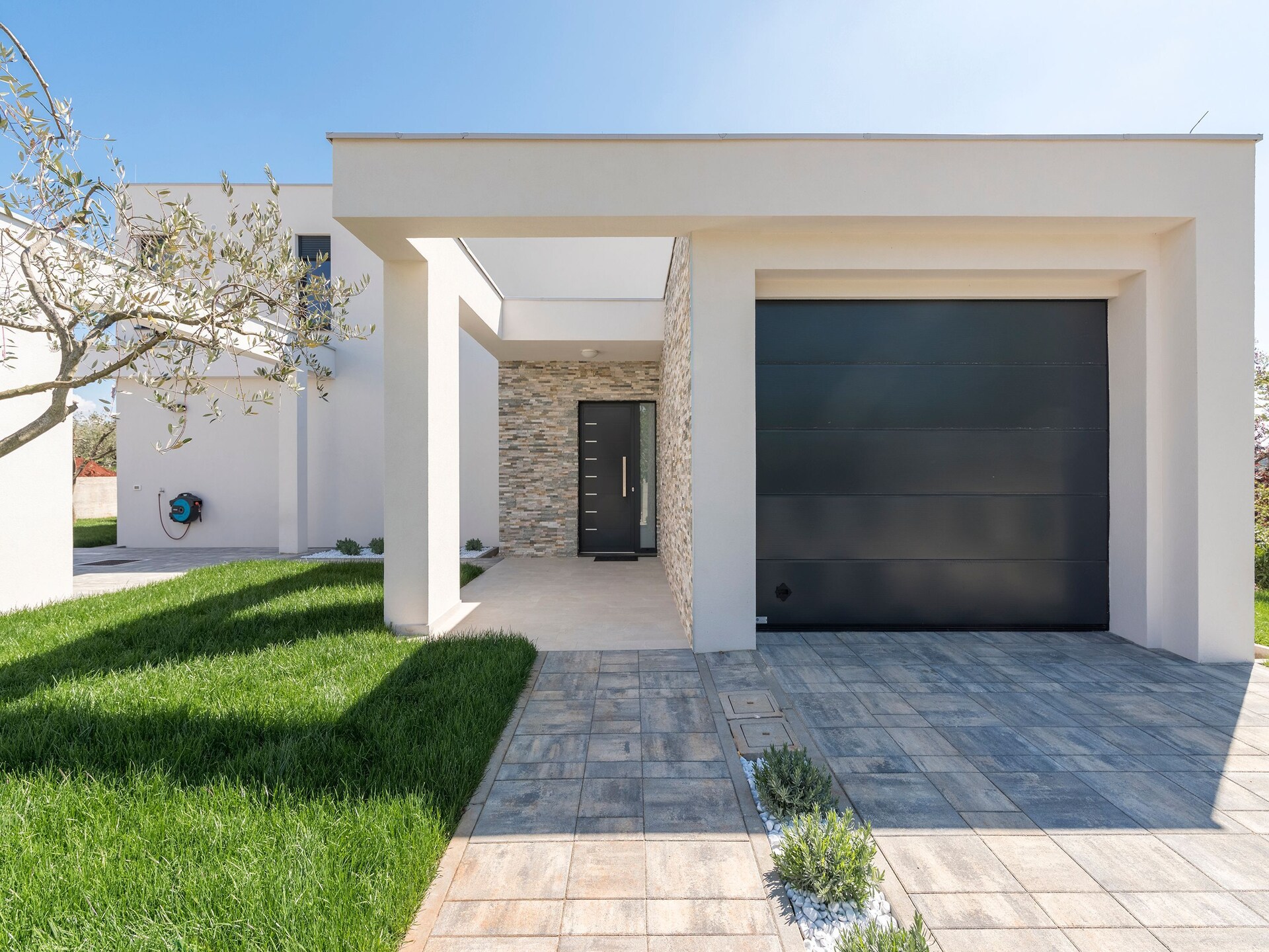 Luxe villa Blanca met privézwembad en zeezicht nabij Novigrad - foto 37