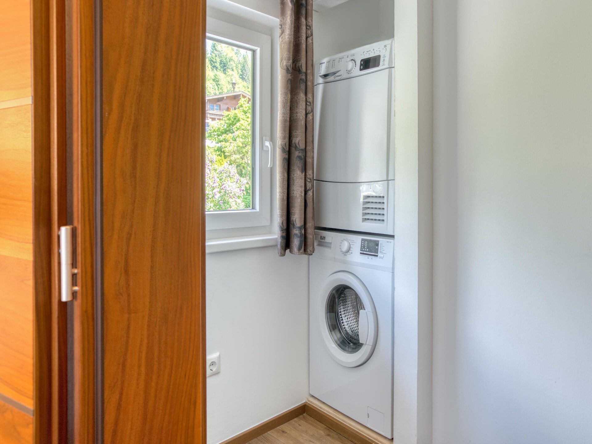 Op 500m van de piste: Ruim appartement in Neukirchen voor 10 personen - foto 22