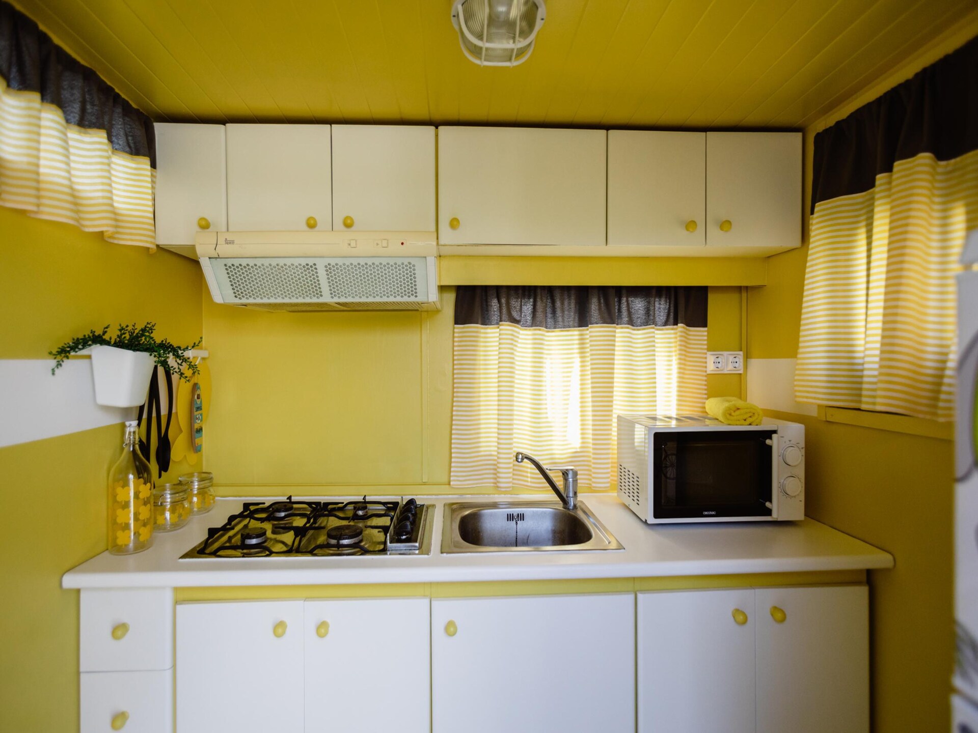 Vrijstaand chalet met airco, tuin & BBQ op 3,5 km van het strand - foto 11