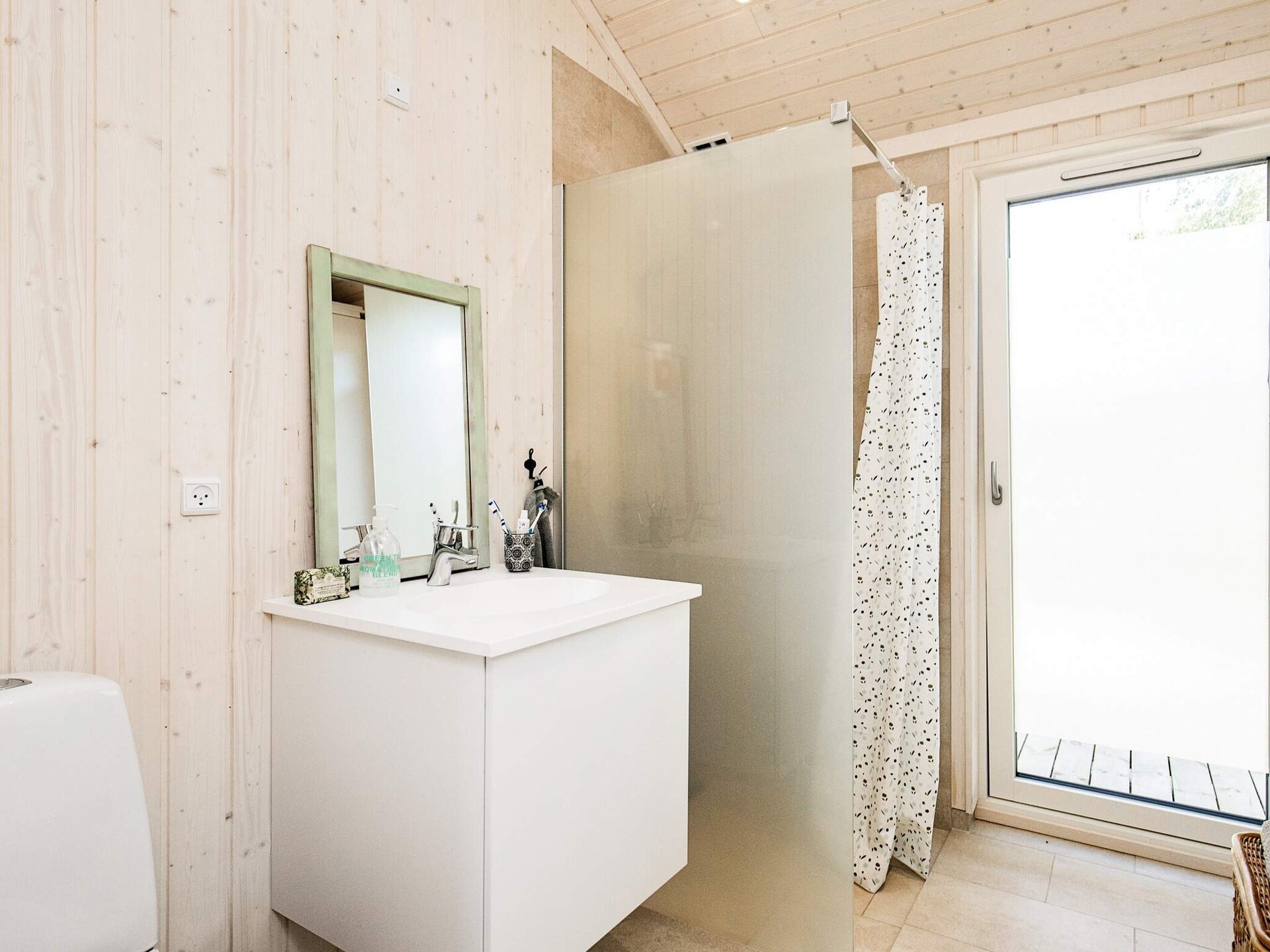 Op 300 m van zee: Modern vakantiehuis voor 6 personen in Hals - foto 35