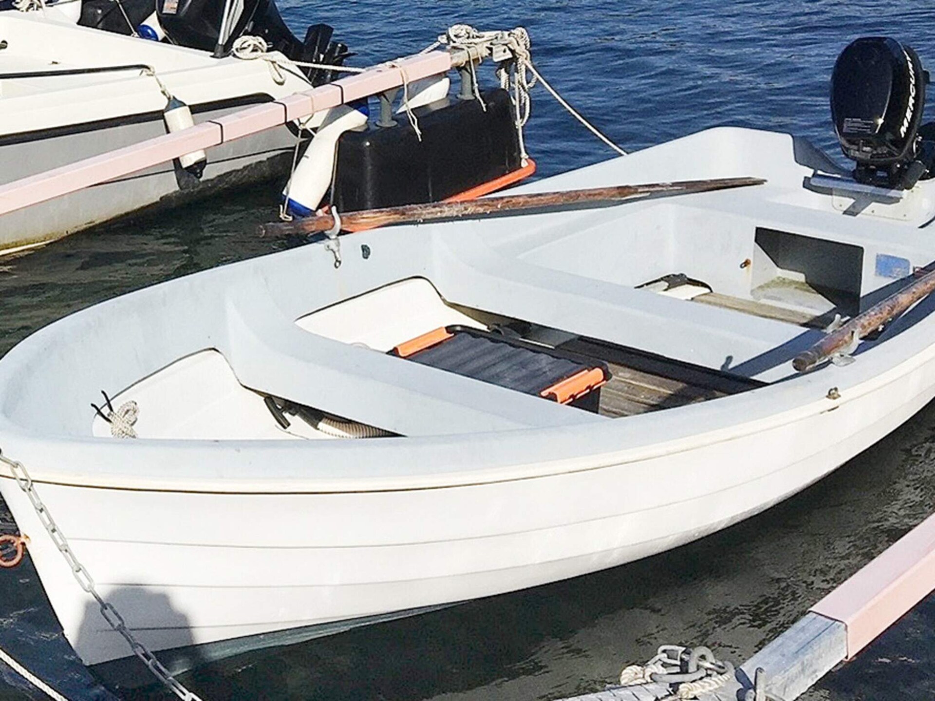 Zweeds vakantiehuis aan zee op Flatön met panoramisch uitzicht - foto 4