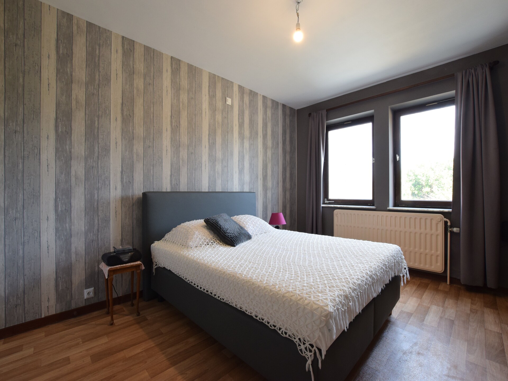 6-persoons vakantiehuis met open haard en tuin in Porcheresse - foto 15
