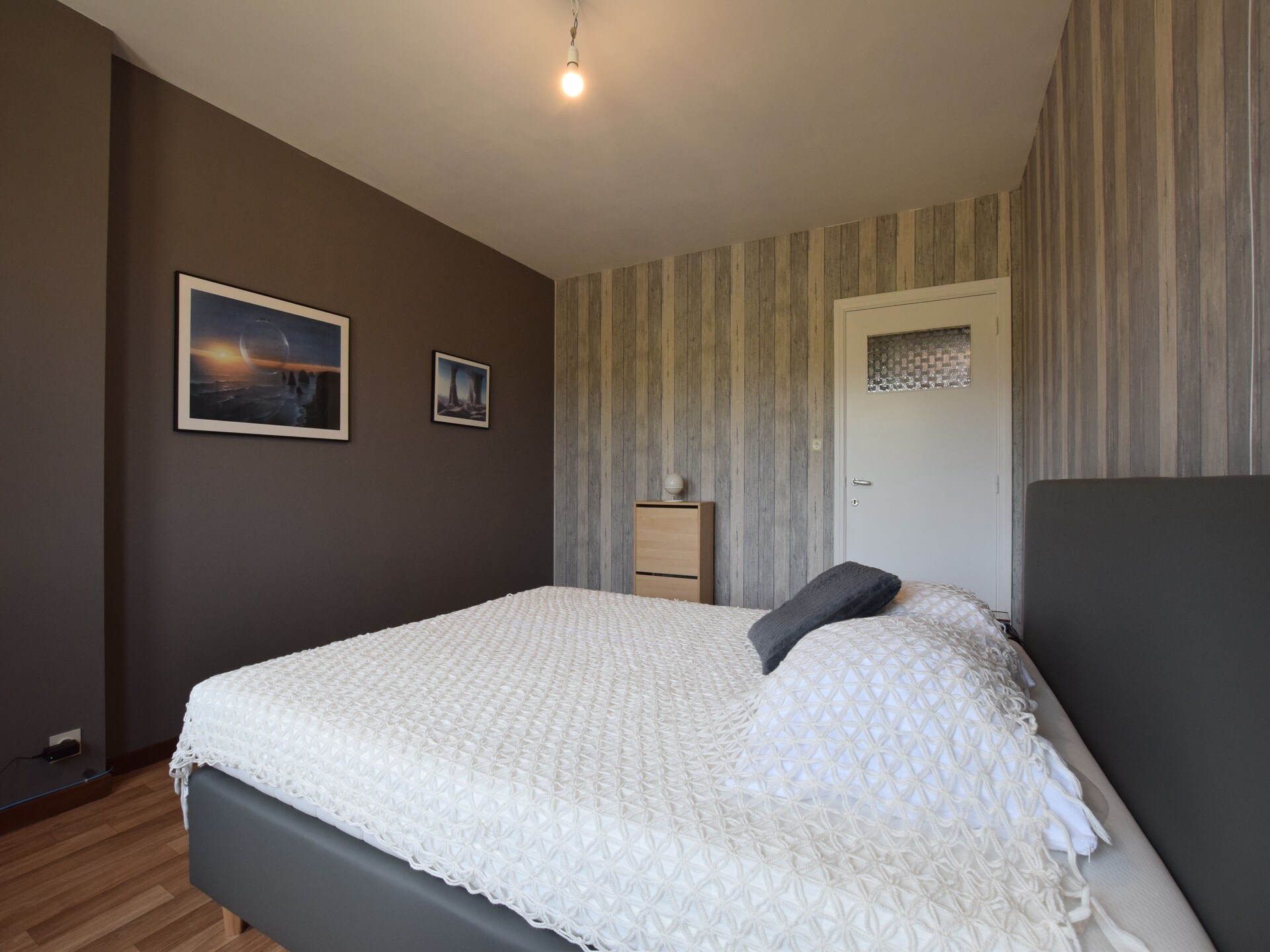 6-persoons vakantiehuis met open haard en tuin in Porcheresse - foto 16