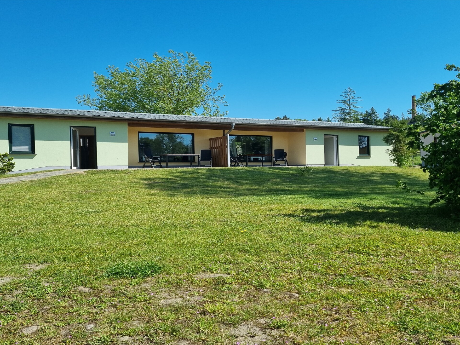 Aan het meer: Moderne bungalow in Klein Labenz voor 4 personen - foto 2