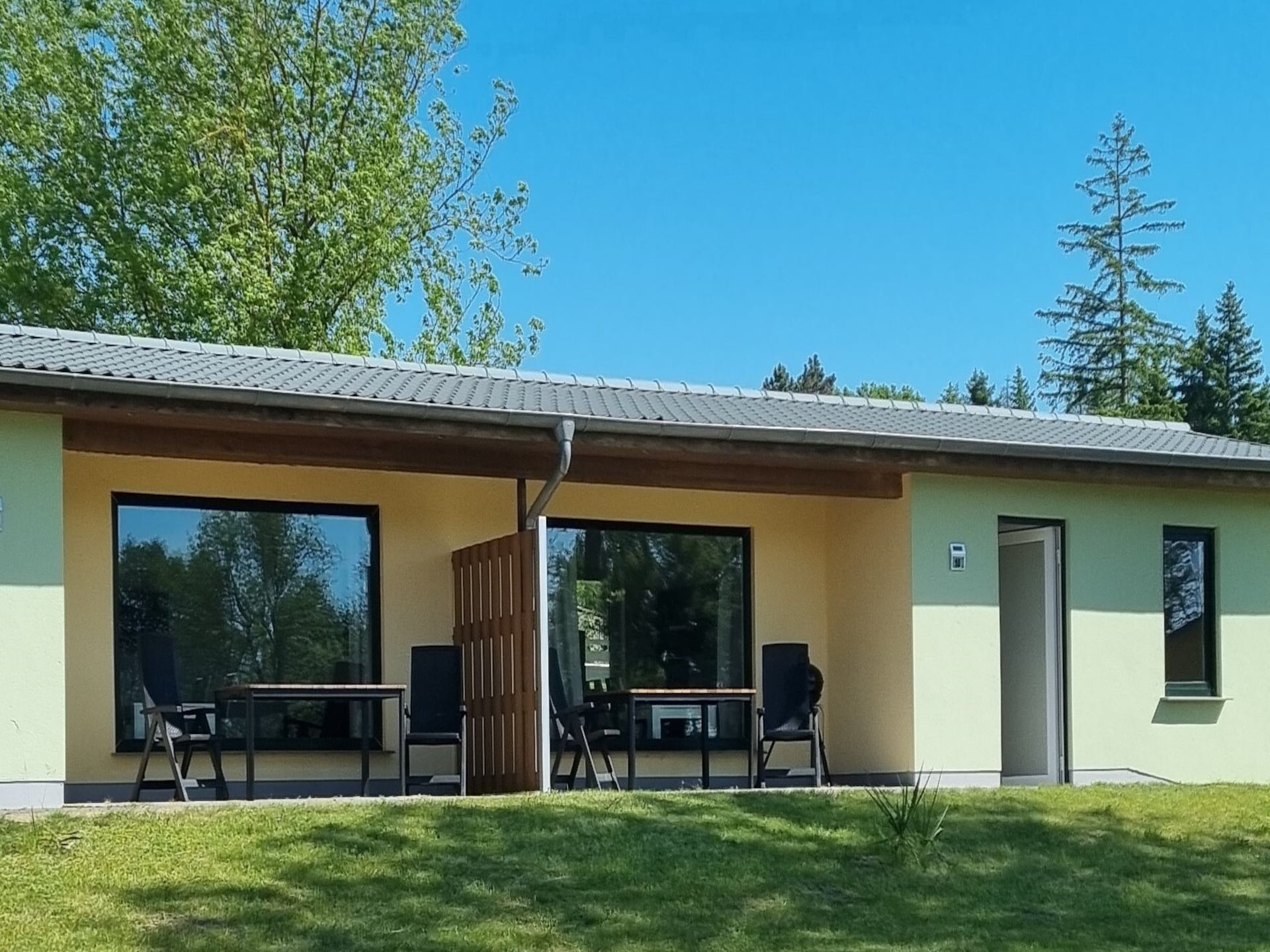 Aan het meer: Moderne bungalow in Klein Labenz voor 4 personen - foto 3